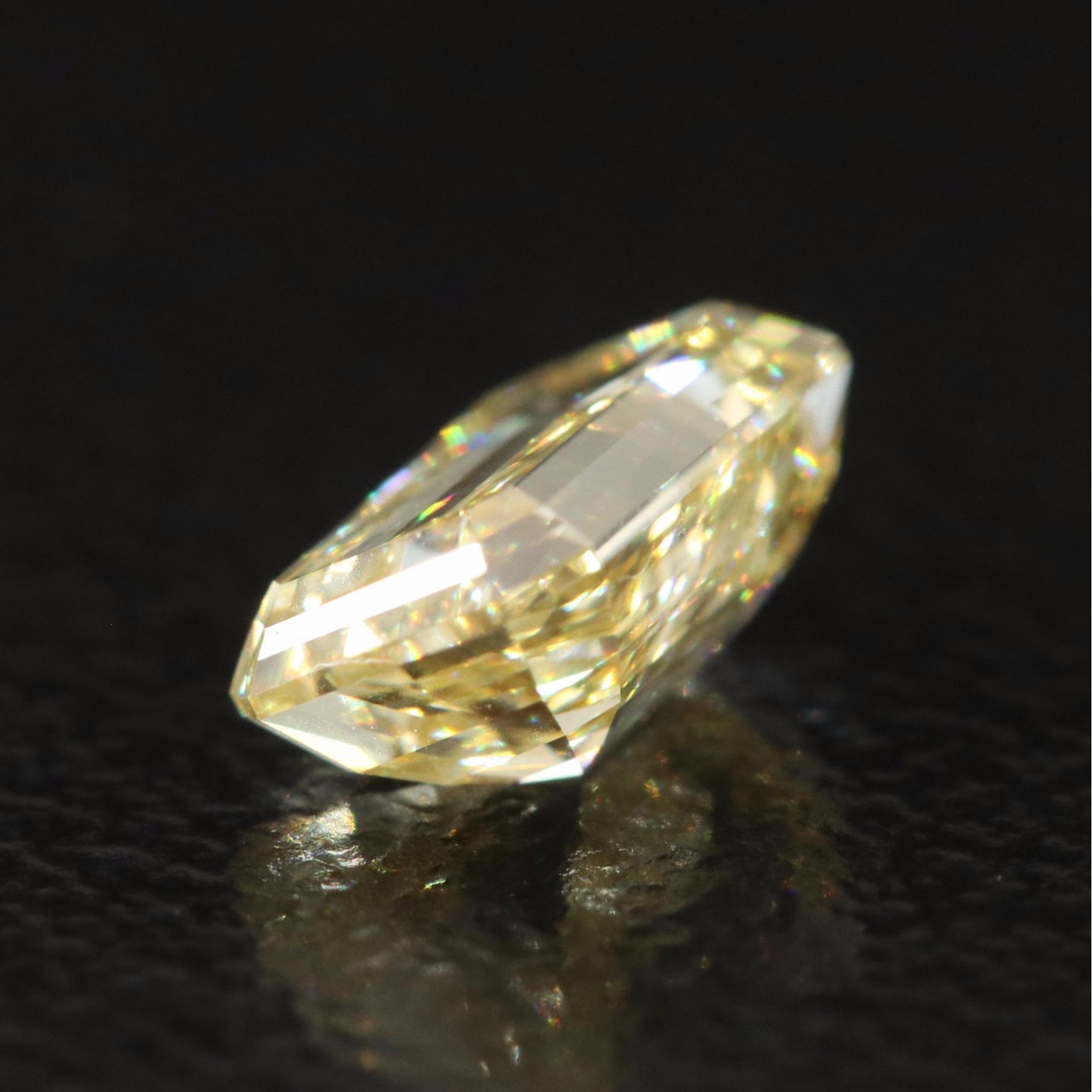 Loose 1.00 CT Lab Grown Fancy Yellow Diamond with IGI Report
