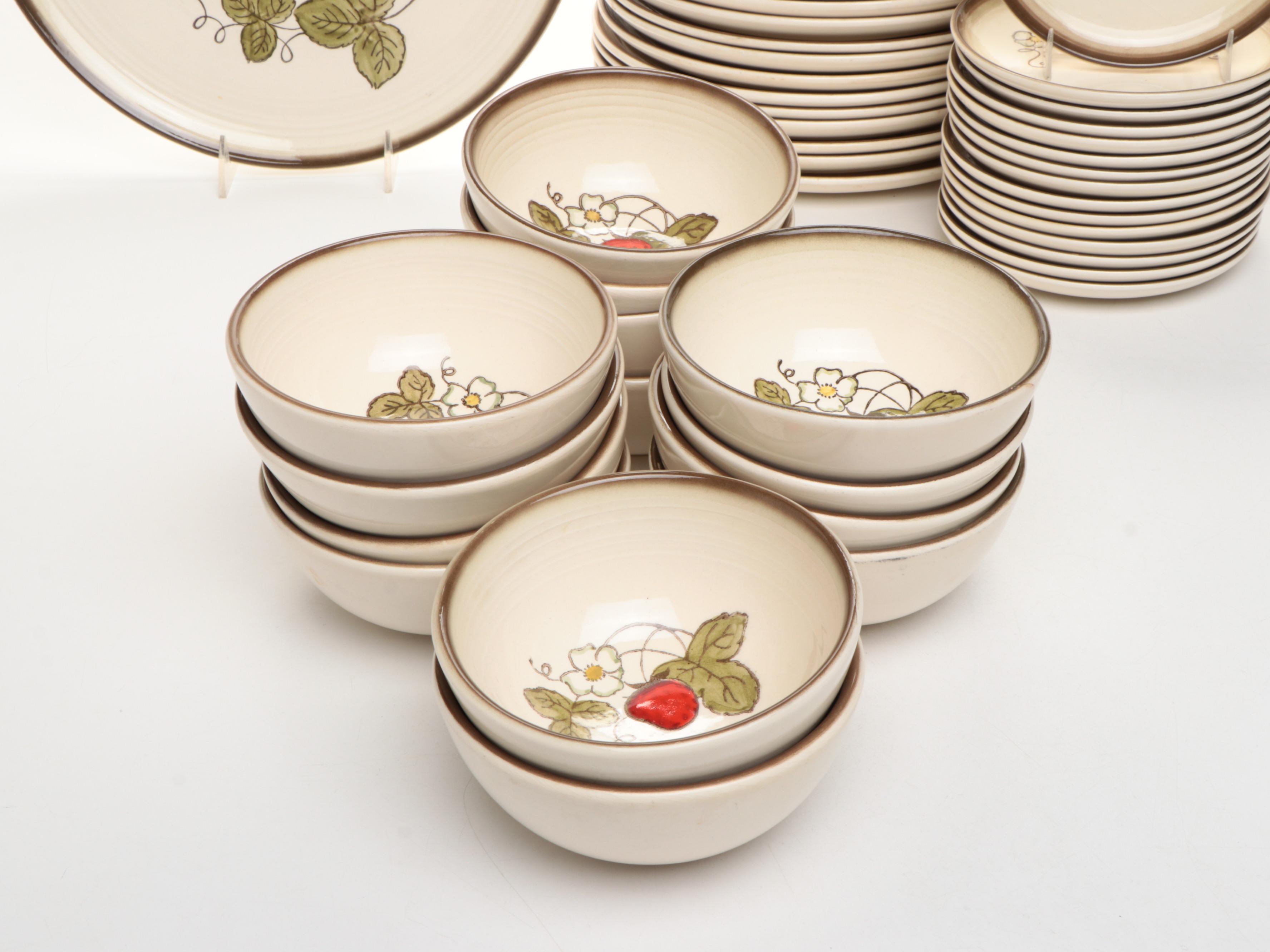 Metlox "California Strawberry" Ceramic Dinnerware and Serveware