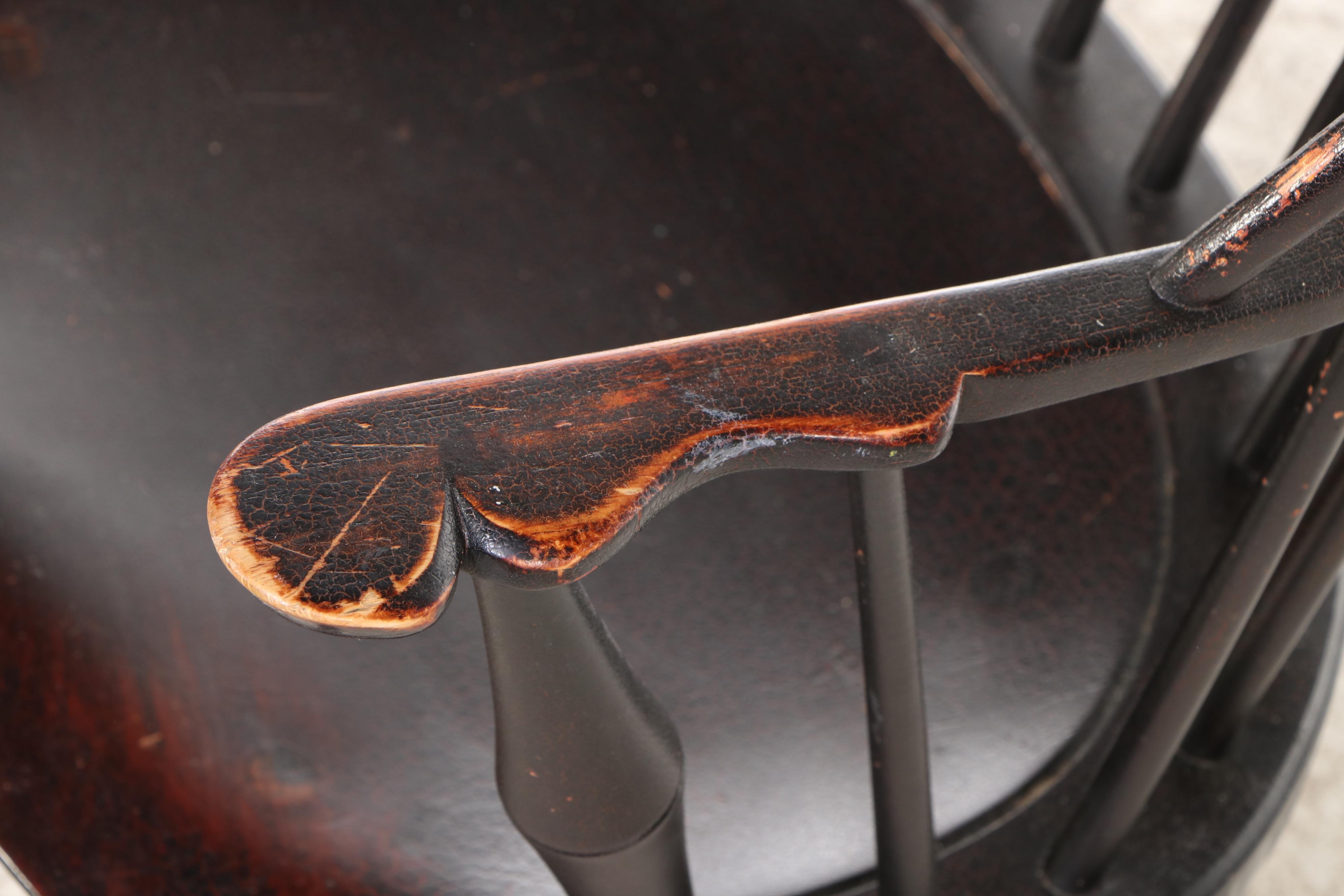 Set of Eight Benchmade D. R. Dimes Windsor Dining Chairs, 20th Century