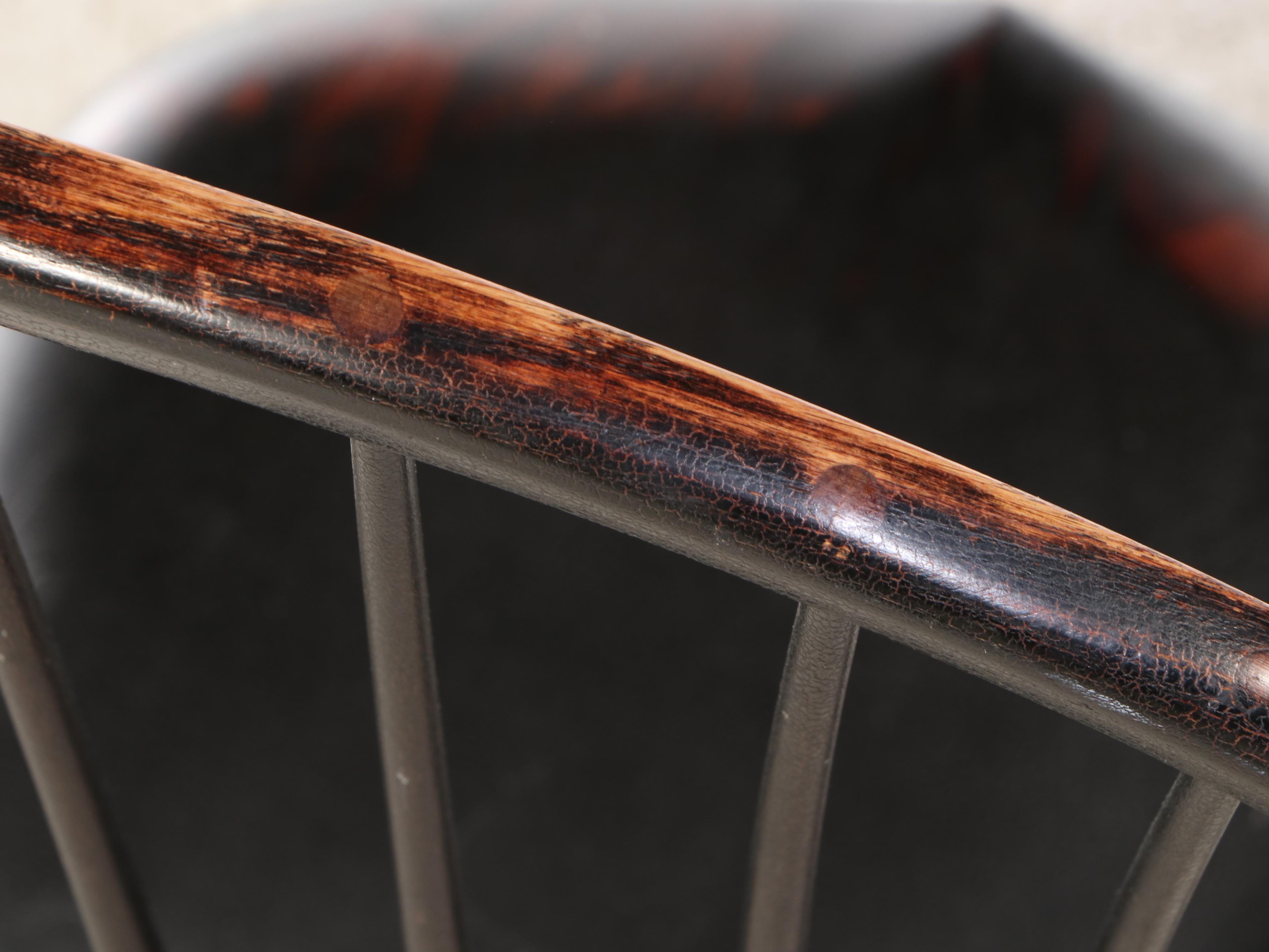 Set of Eight Benchmade D. R. Dimes Windsor Dining Chairs, 20th Century