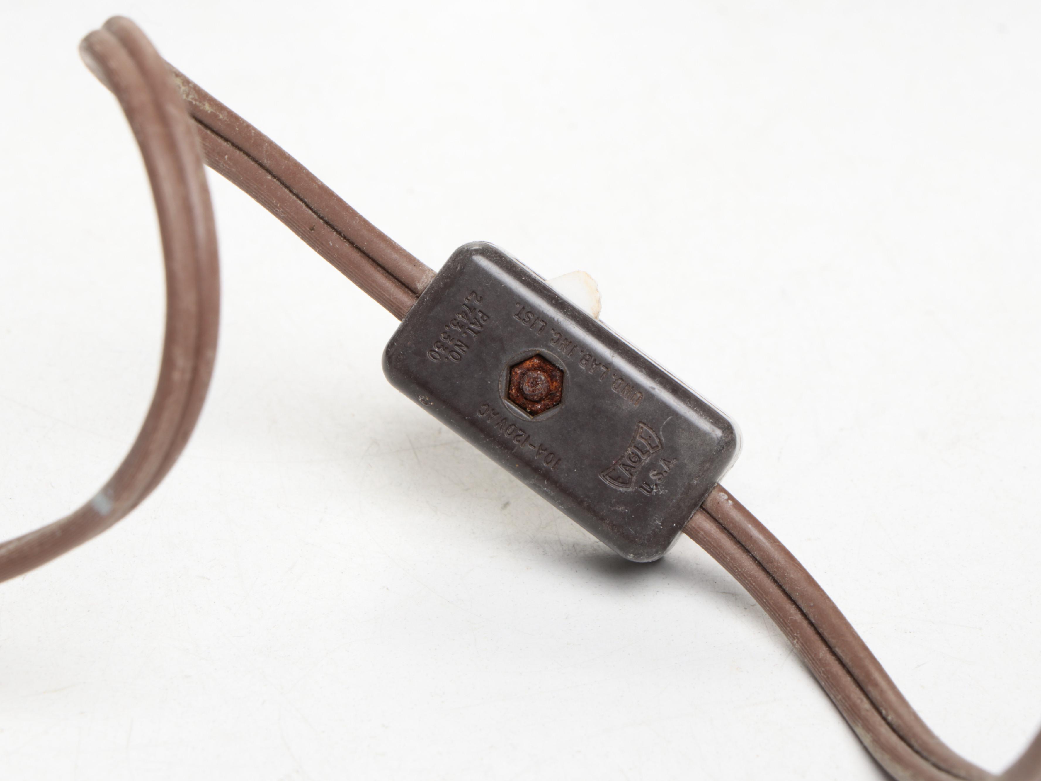 Metal Swirl Candle Holders, Metal Table Lamp, and Other Décor