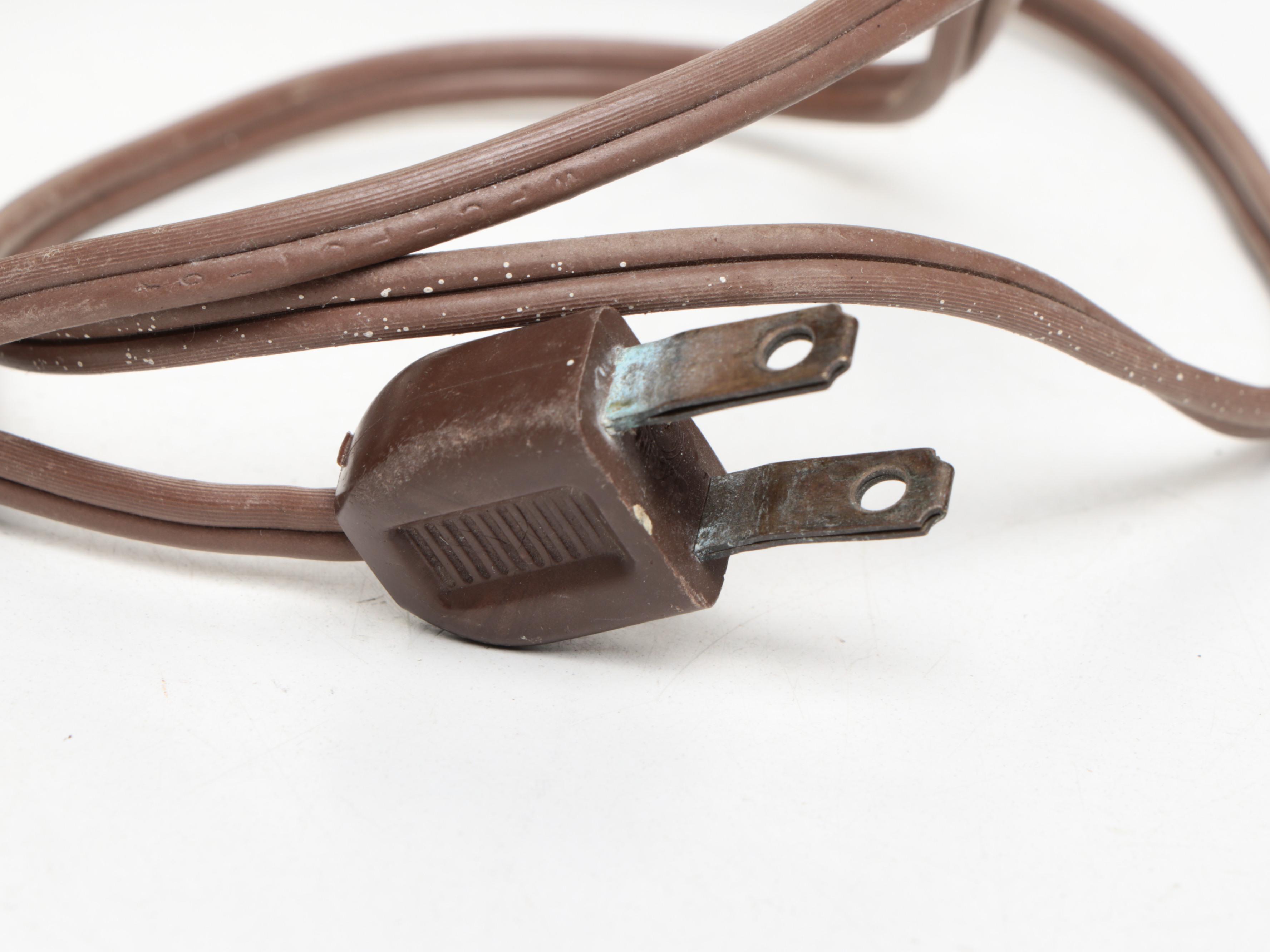 Metal Swirl Candle Holders, Metal Table Lamp, and Other Décor