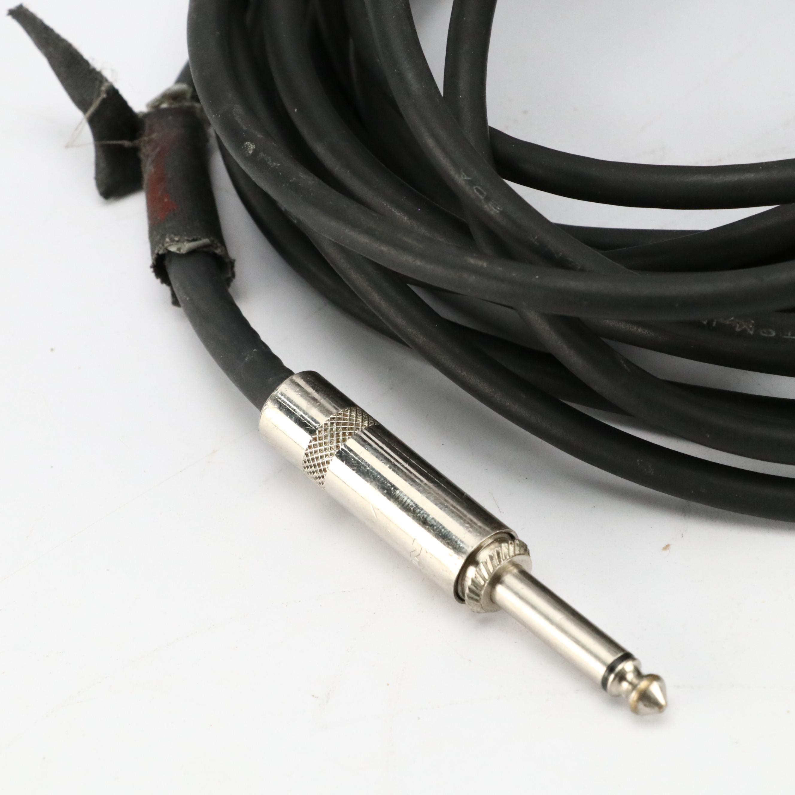 Gem Sound GM-15 Microphone with Power Cord and Accessories