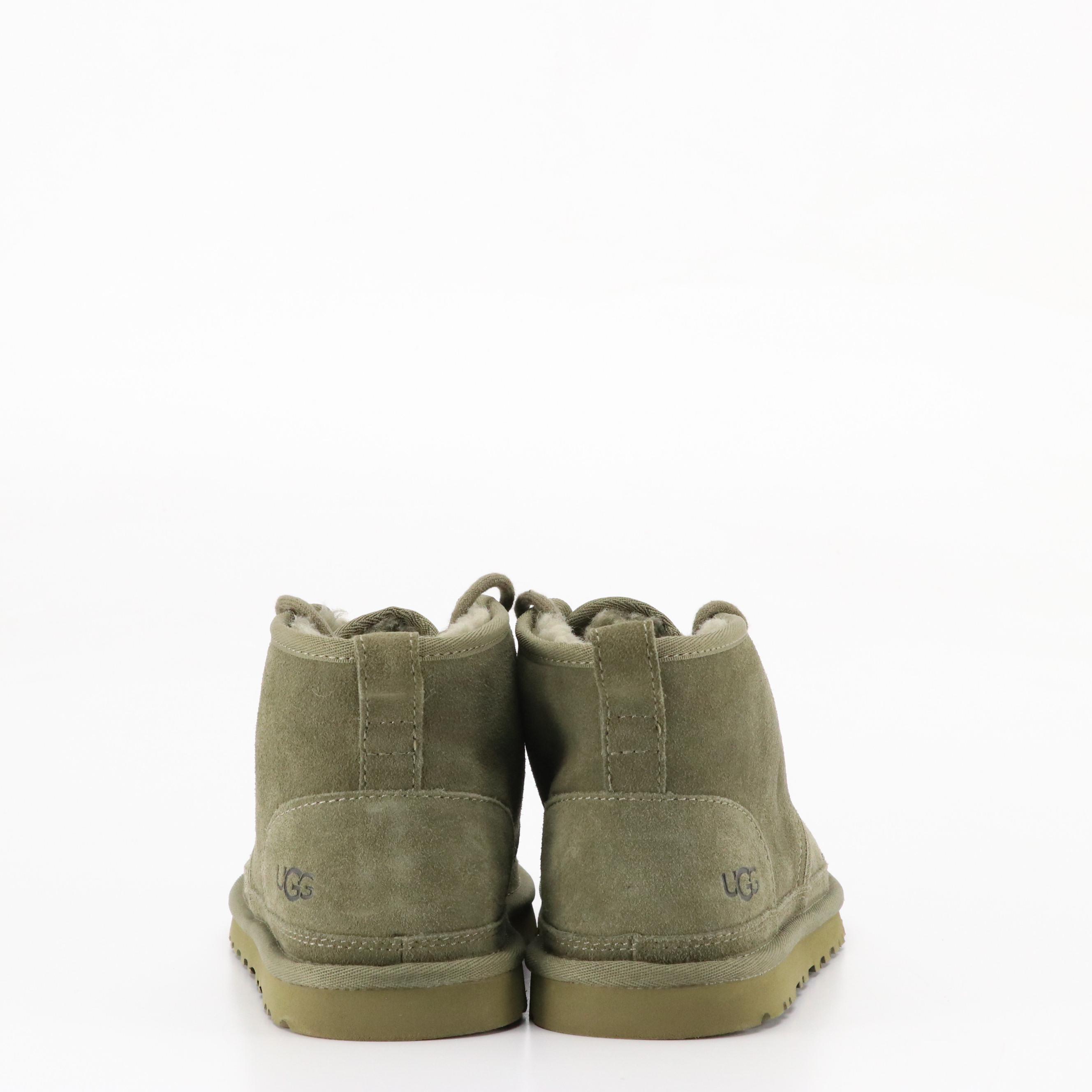 UGG Neumel Boot in Burnt Olive with Barbour Tartan Wool Scarf