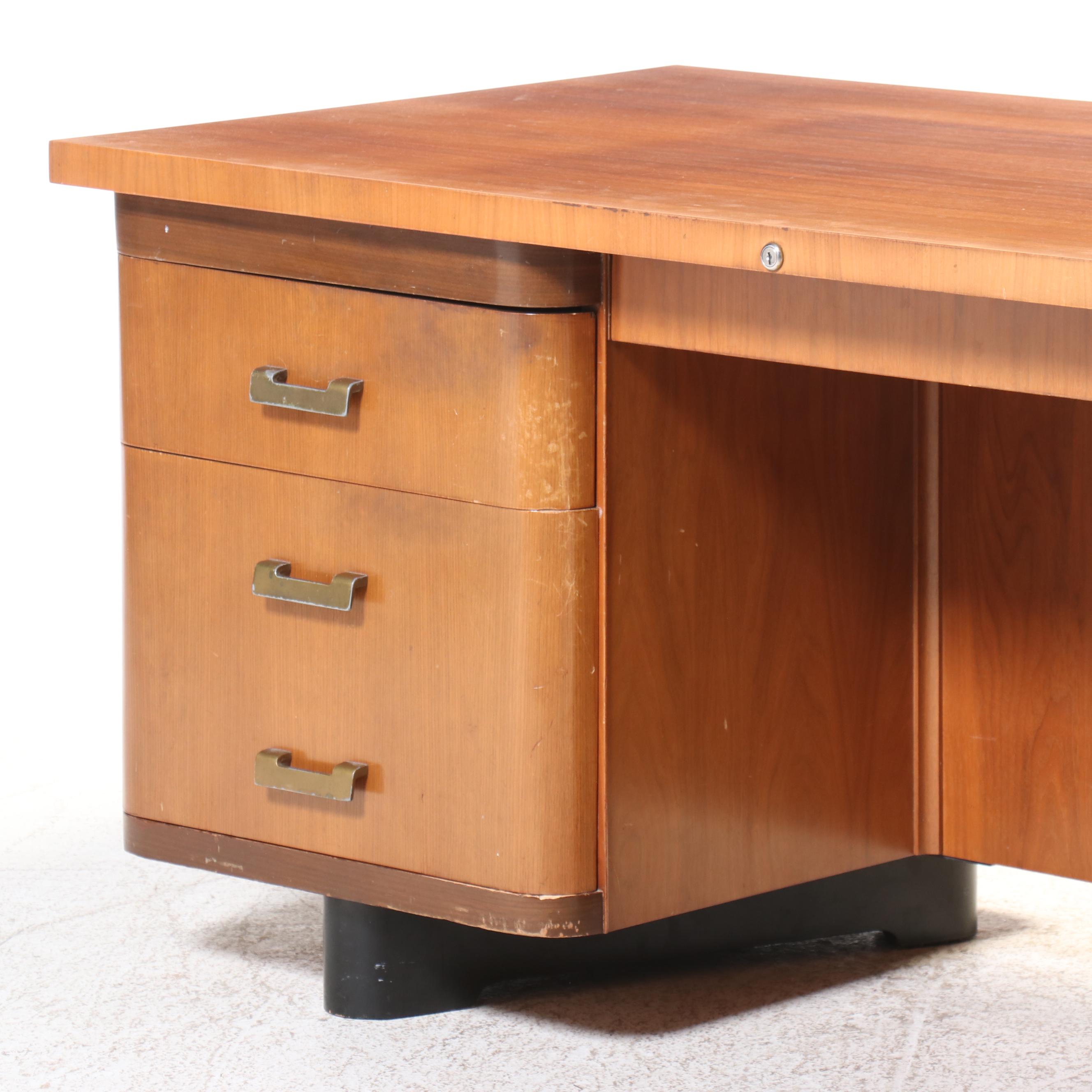 Mid Century Modern Walnut Desk, Mid-20th Century