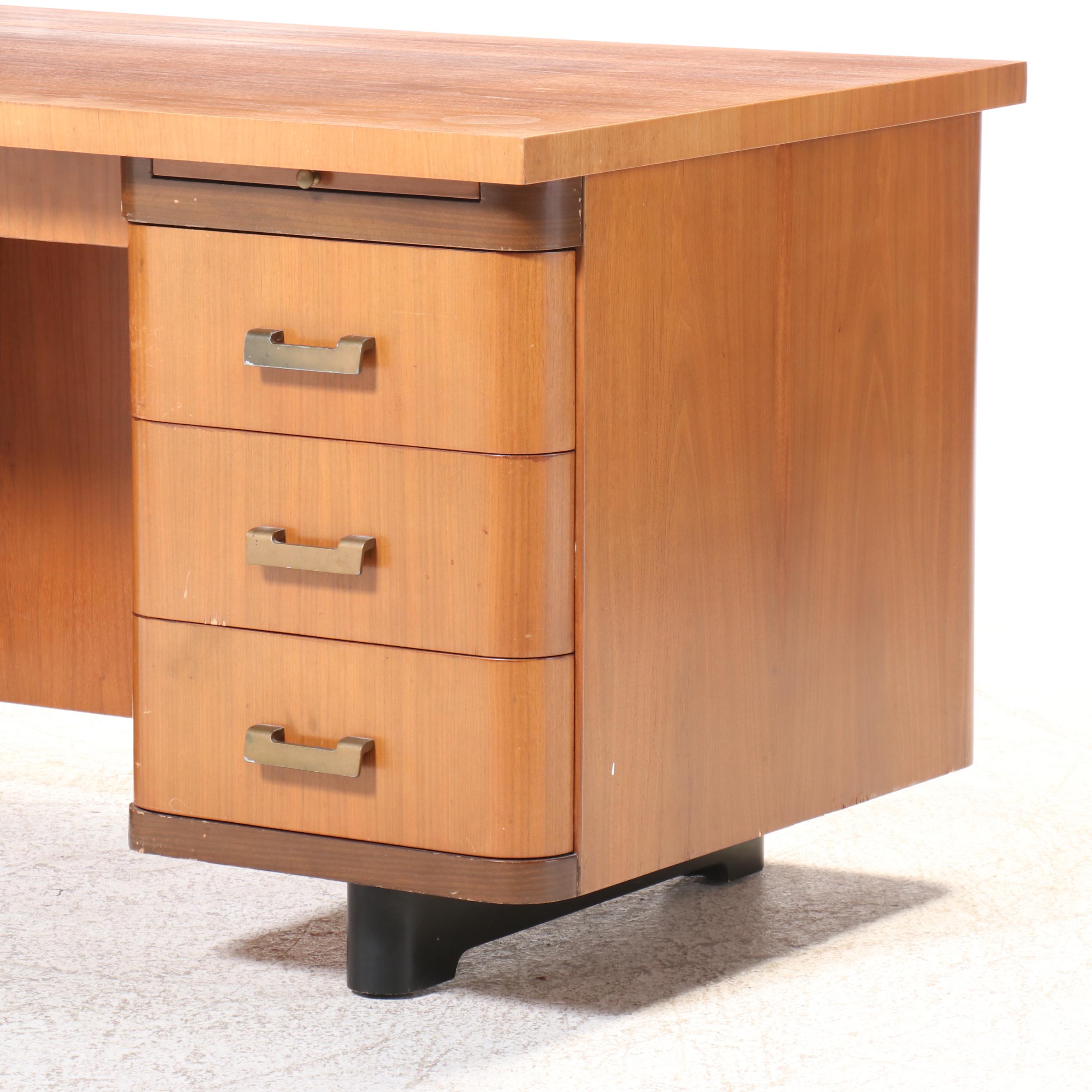 Mid Century Modern Walnut Desk, Mid-20th Century