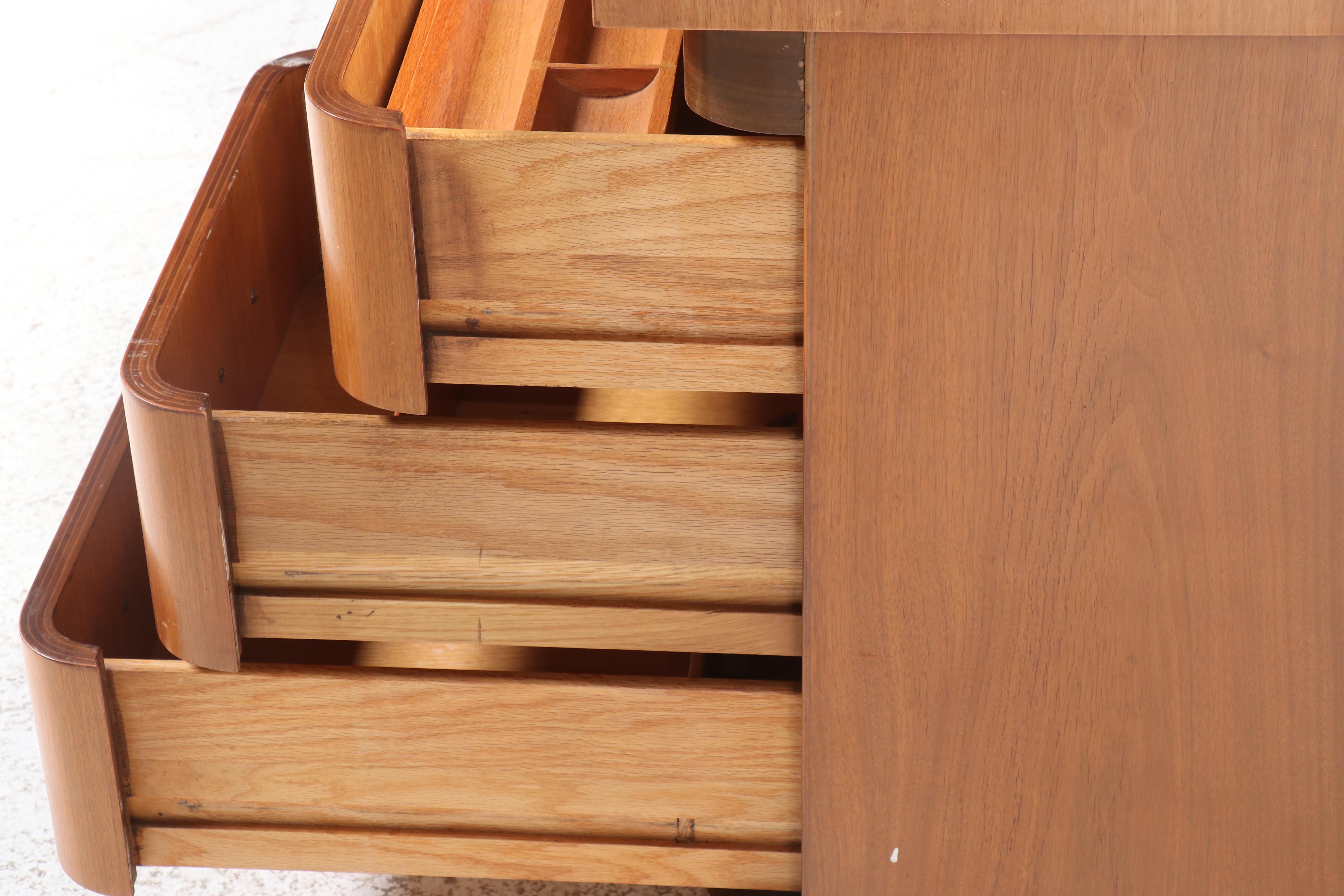 Mid Century Modern Walnut Desk, Mid-20th Century