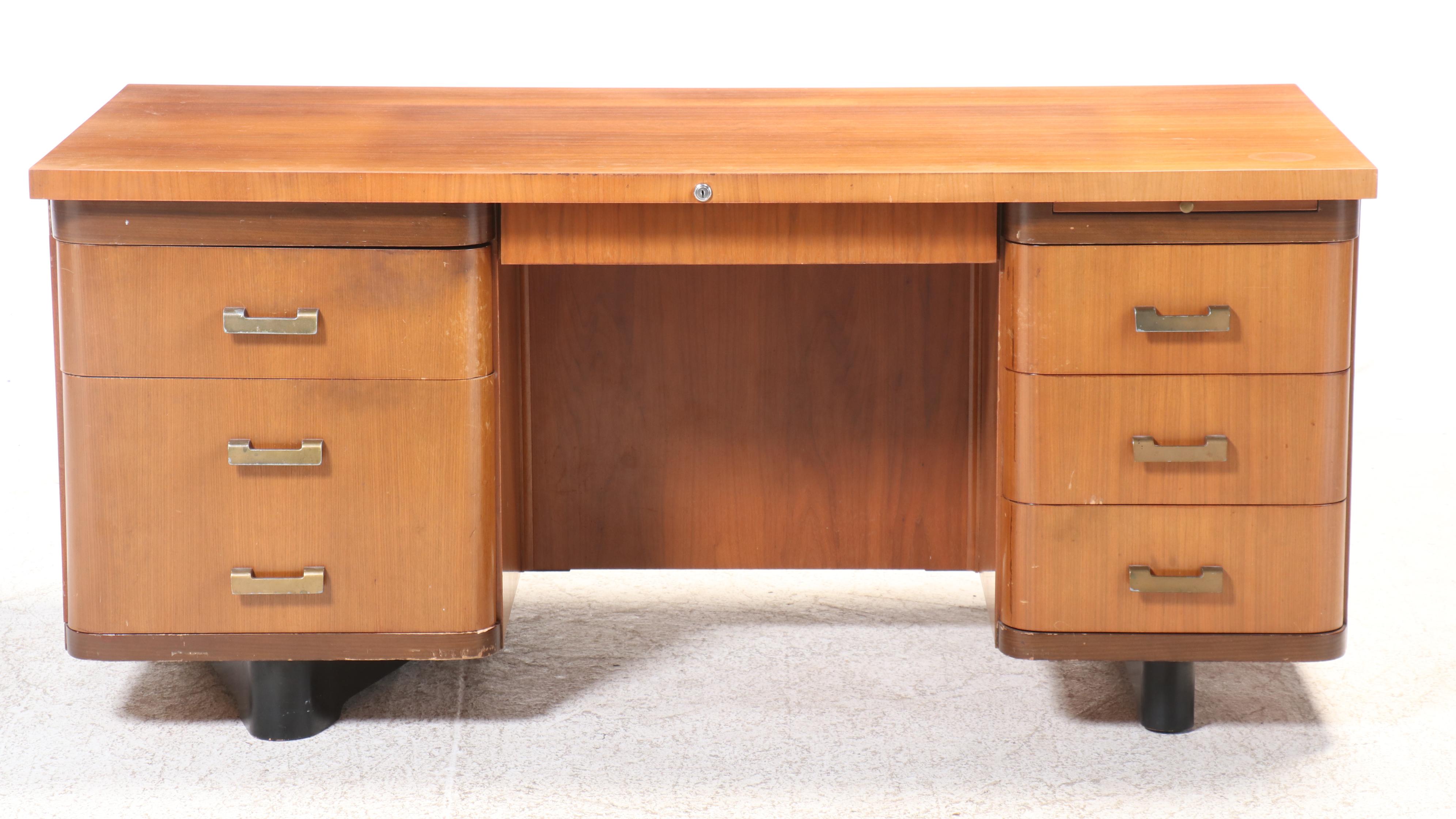 Mid Century Modern Walnut Desk, Mid-20th Century