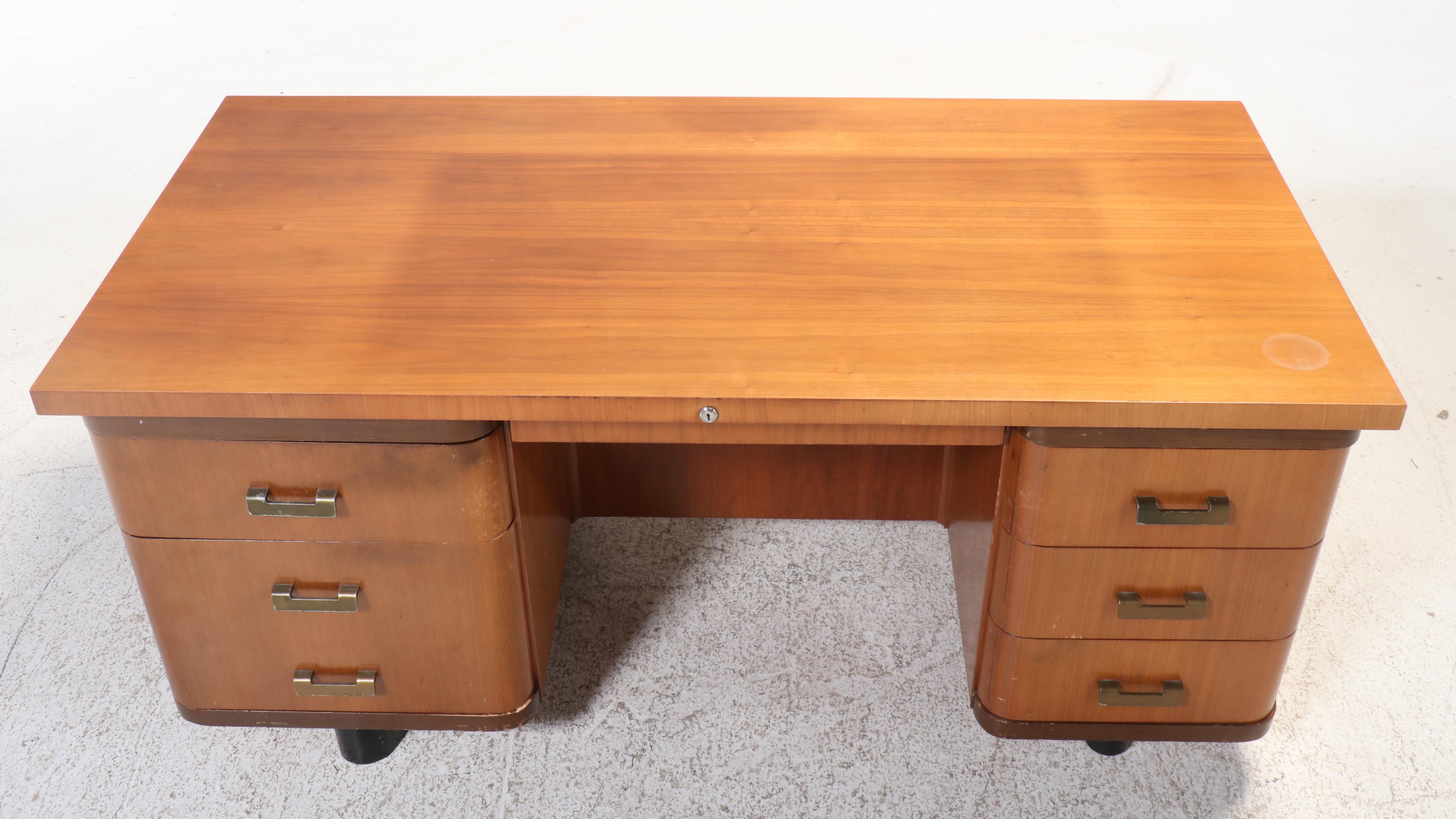 Mid Century Modern Walnut Desk, Mid-20th Century