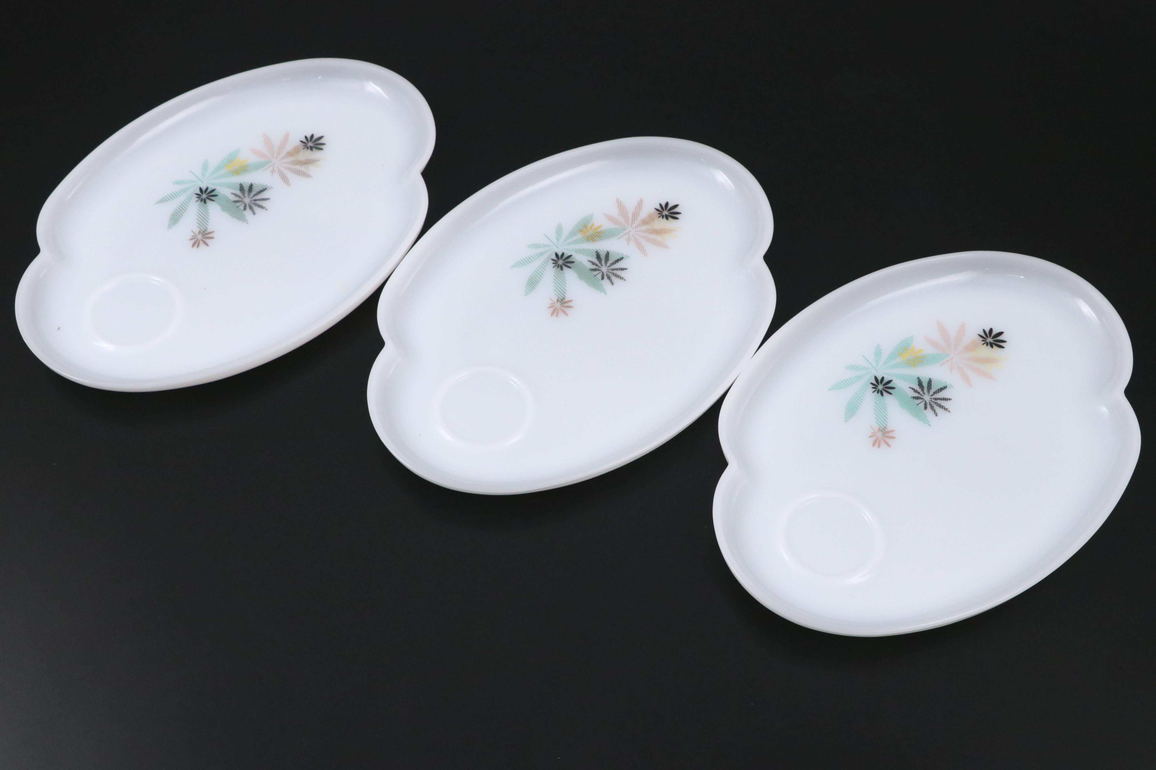 Federal Glass "Atomic Flower" Patio Snack Set