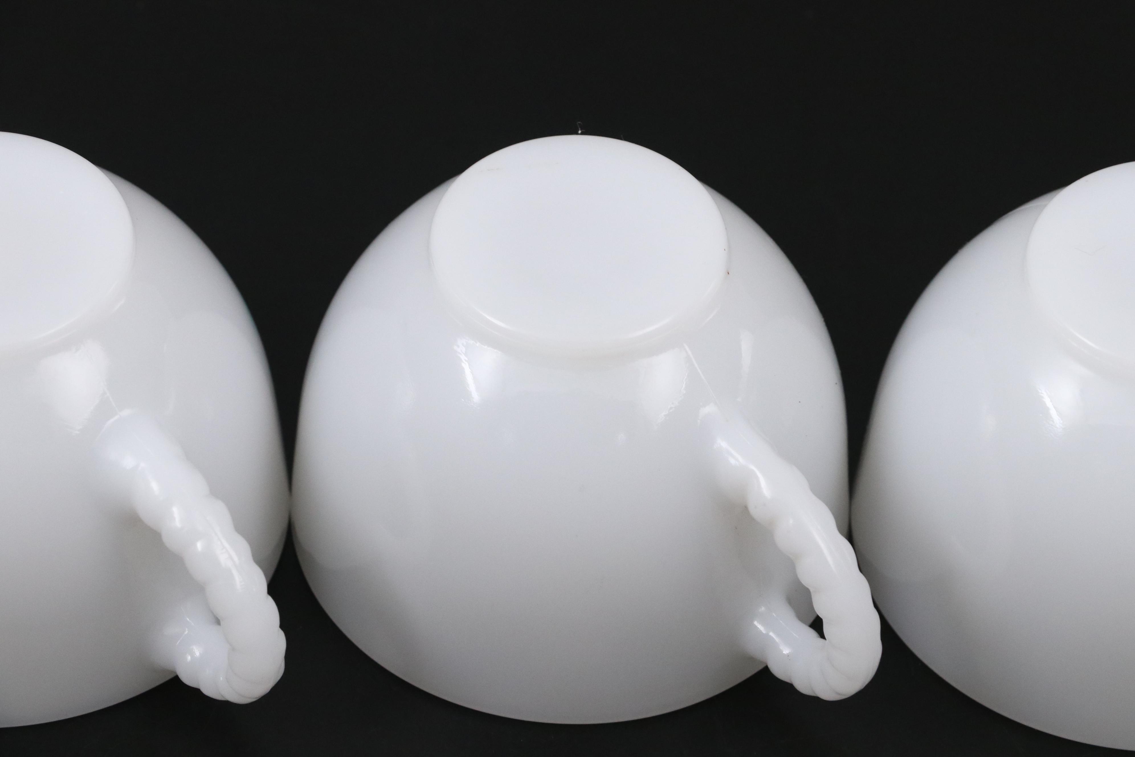 Federal Glass "Atomic Flower" Patio Snack Set