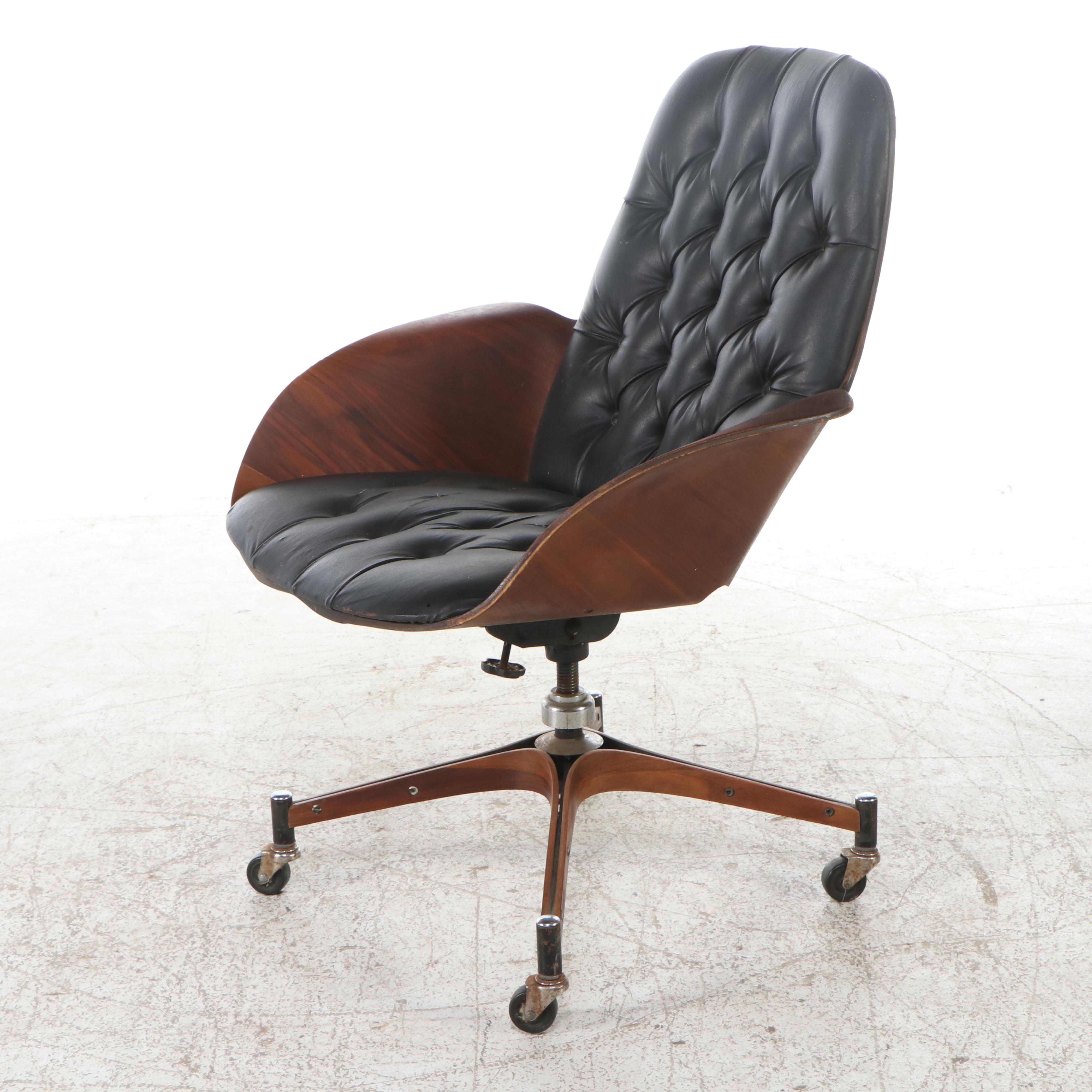 George Mulhauser for Plycraft "Mr. Chair" Leather and Bentwood Lounge Chair