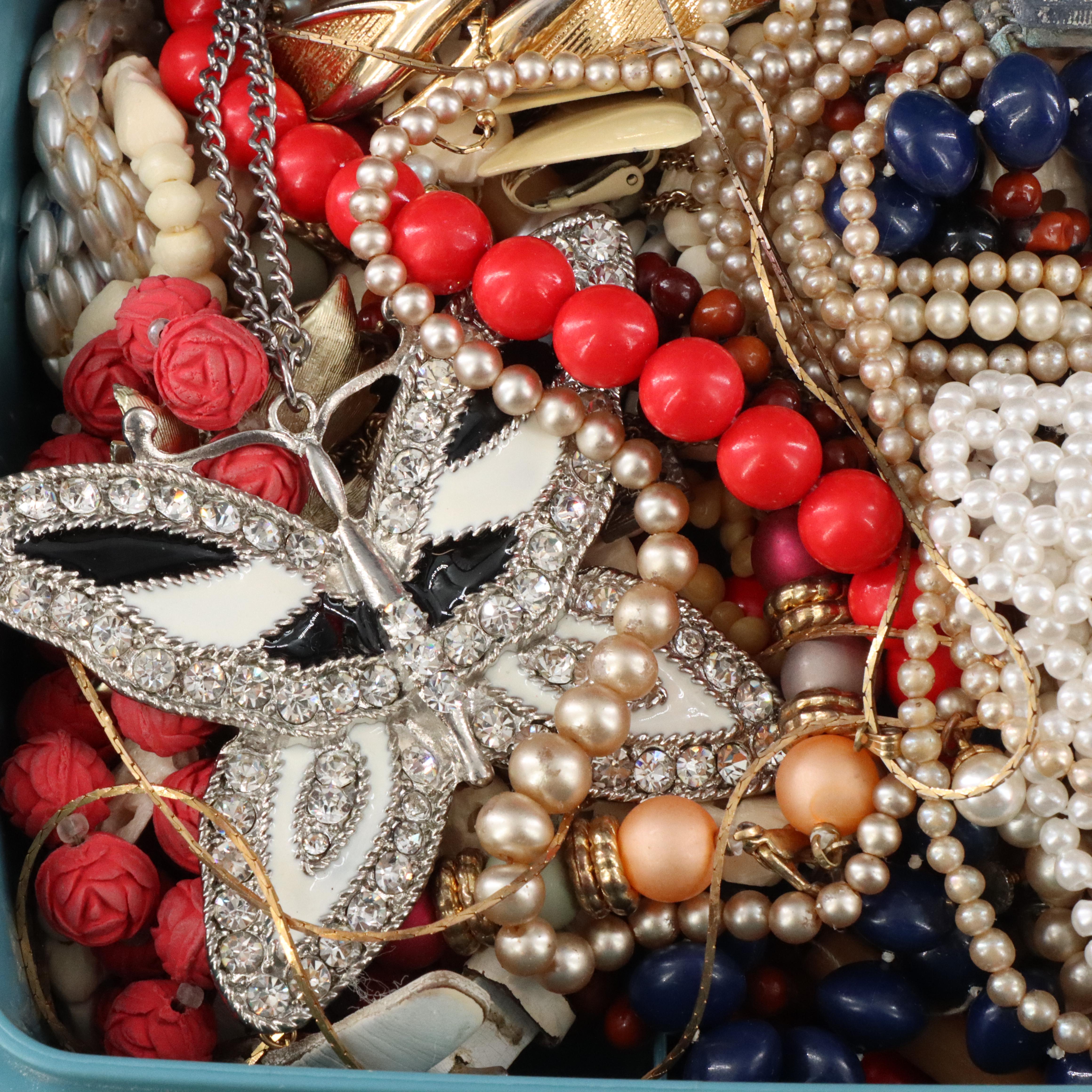 Uncommon Discoveries: Jewelry Collection