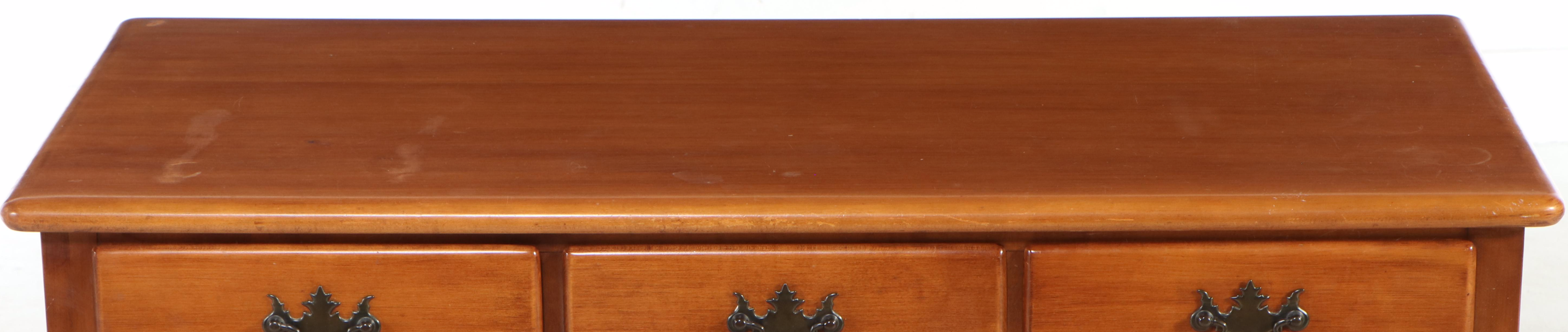 American Colonial Style Maple Dresser with Mirror, Late 20th Century