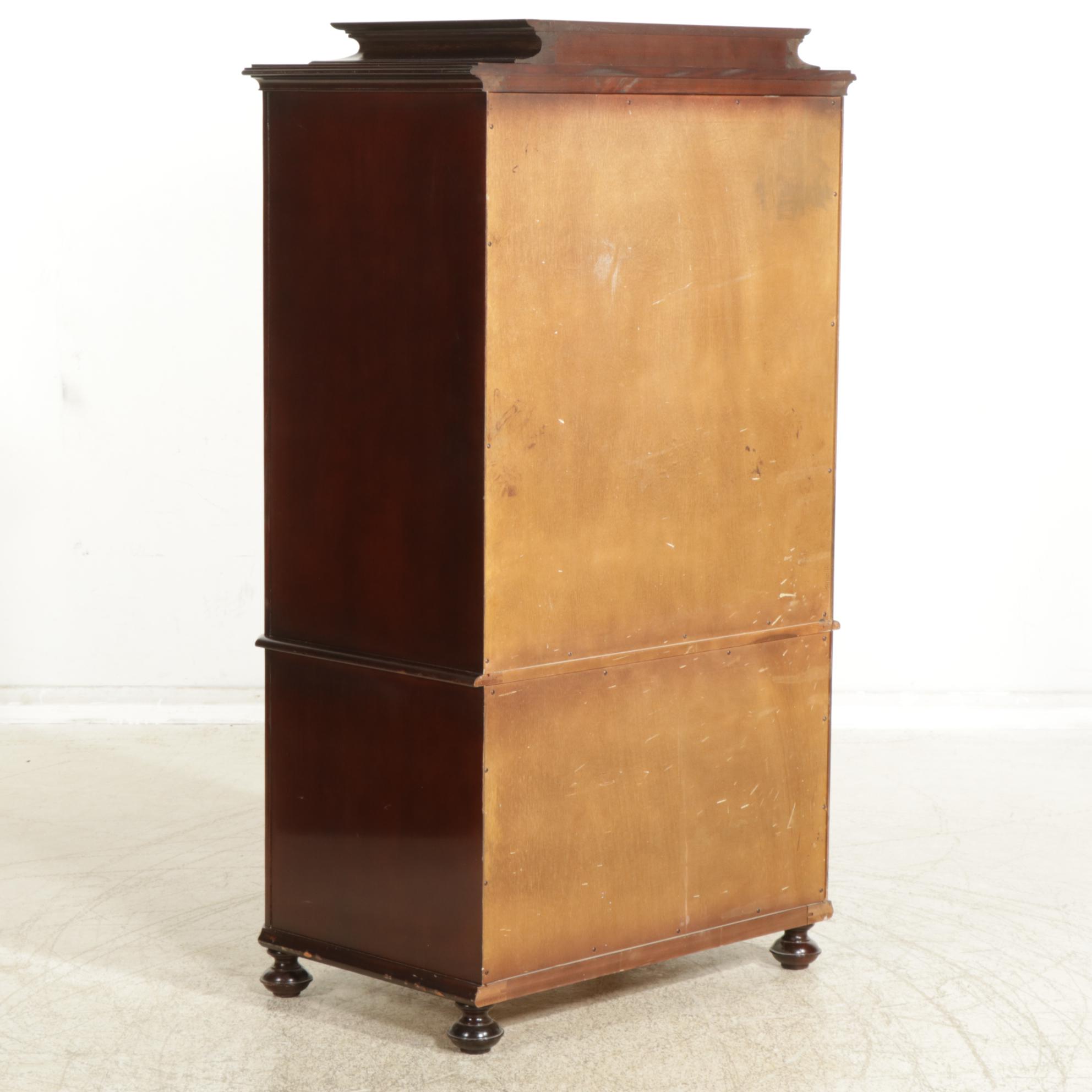 Hickory Chair "Thomas O'Brien Collection" Mahogany Chest of Drawers