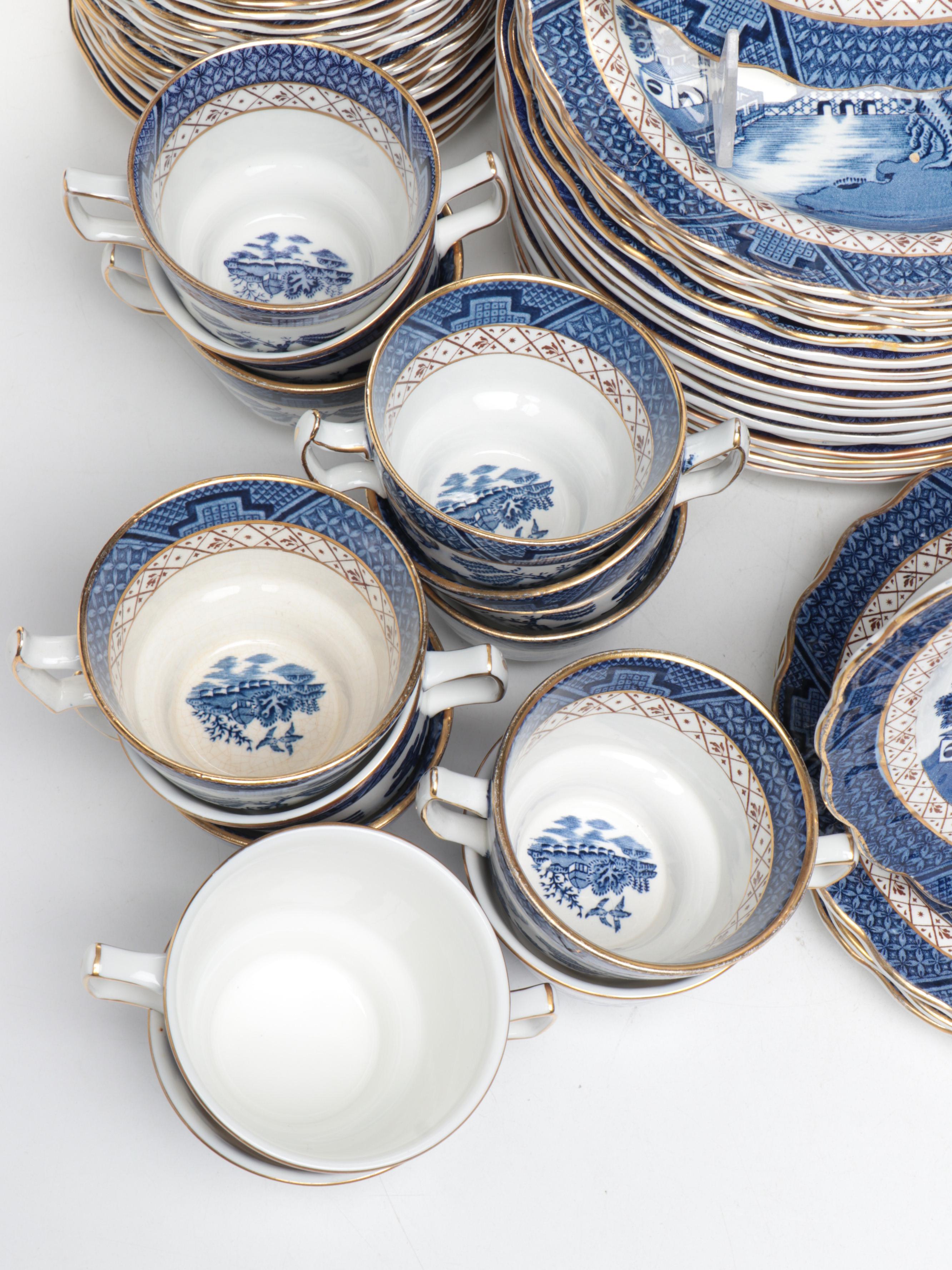 Booths and Royal Doulton "Real Old Willow" Dinnerware, 20th Century