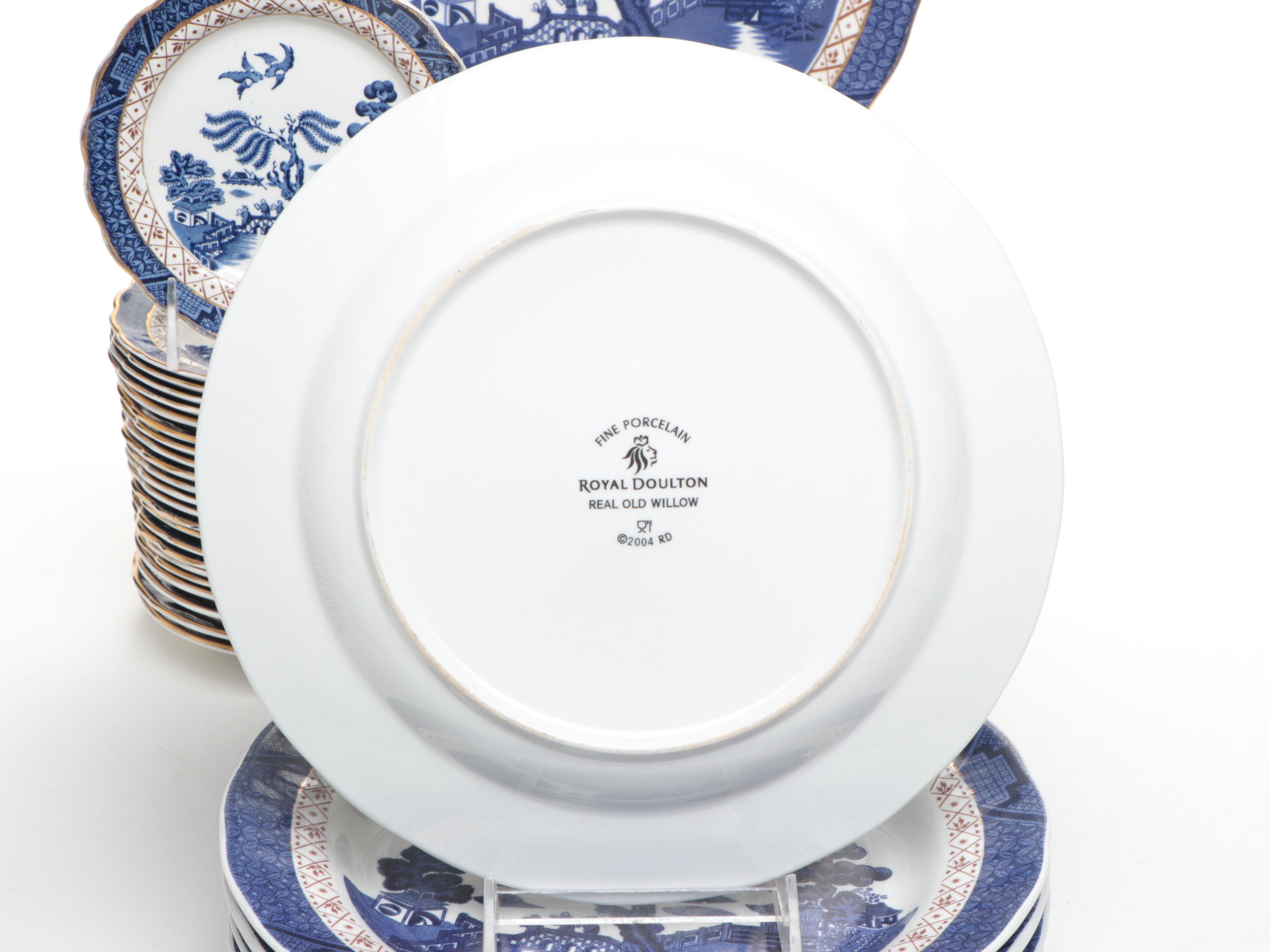 Booths and Royal Doulton "Real Old Willow" Dinnerware, 20th Century
