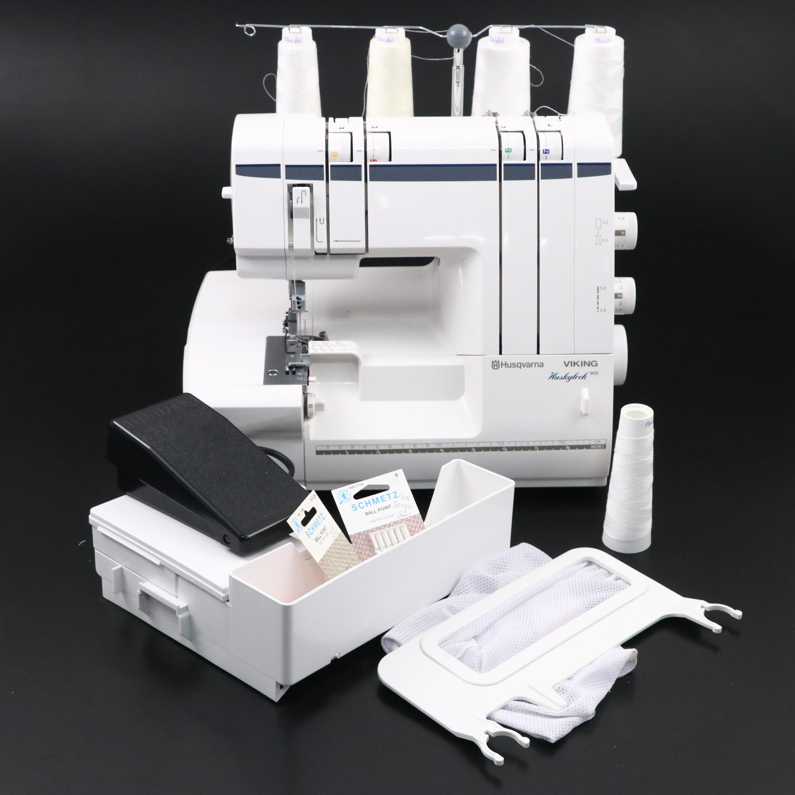 Husqvarna Huskylock 905 Sewing Machine