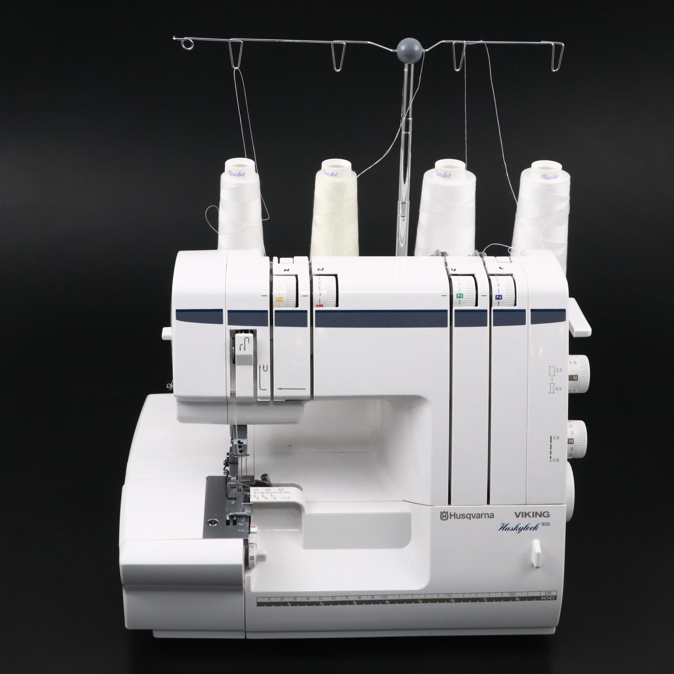 Husqvarna Huskylock 905 Sewing Machine