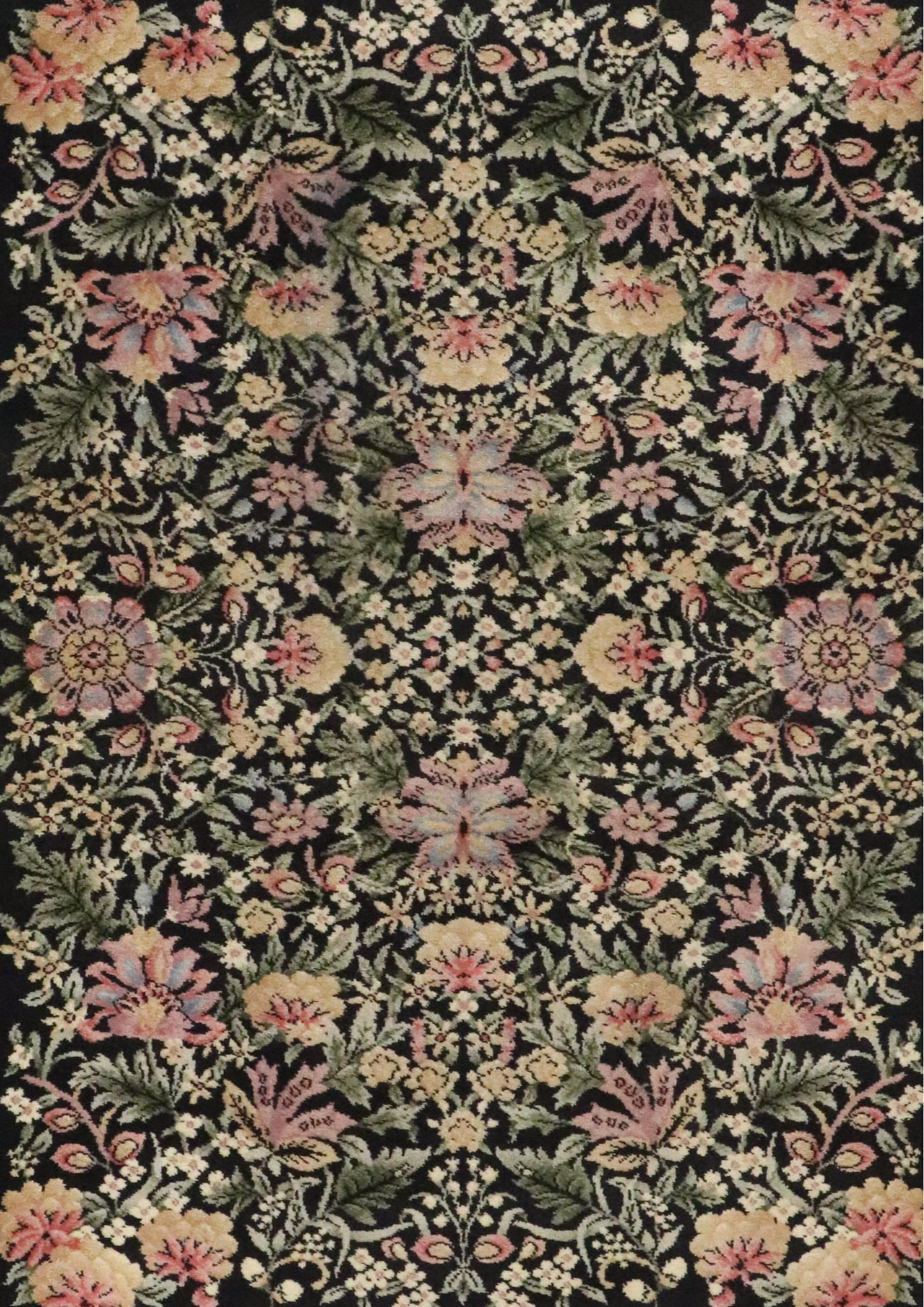 4'4 x 6'9 Machine Made Karastan "Garden of Eden" Persian Floral Style Area Rug