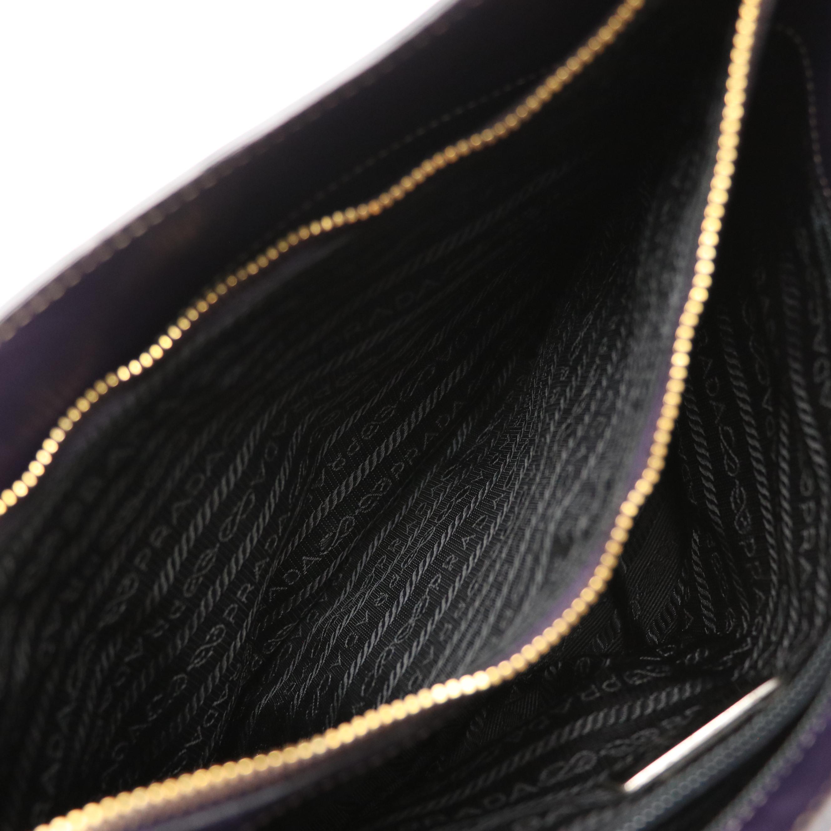 Prada Purple Leather Shoulder Bag with Chain-Link and Leather Strap