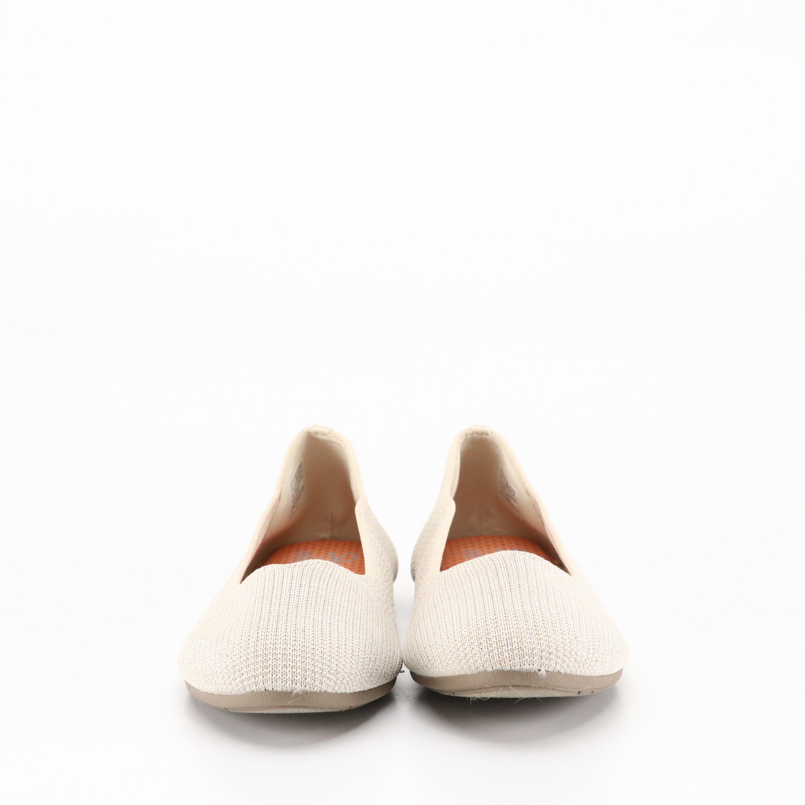 Earth Origins Strappy Sandals, Skechers Flats, Ankle Boots and Wedges in Boxes