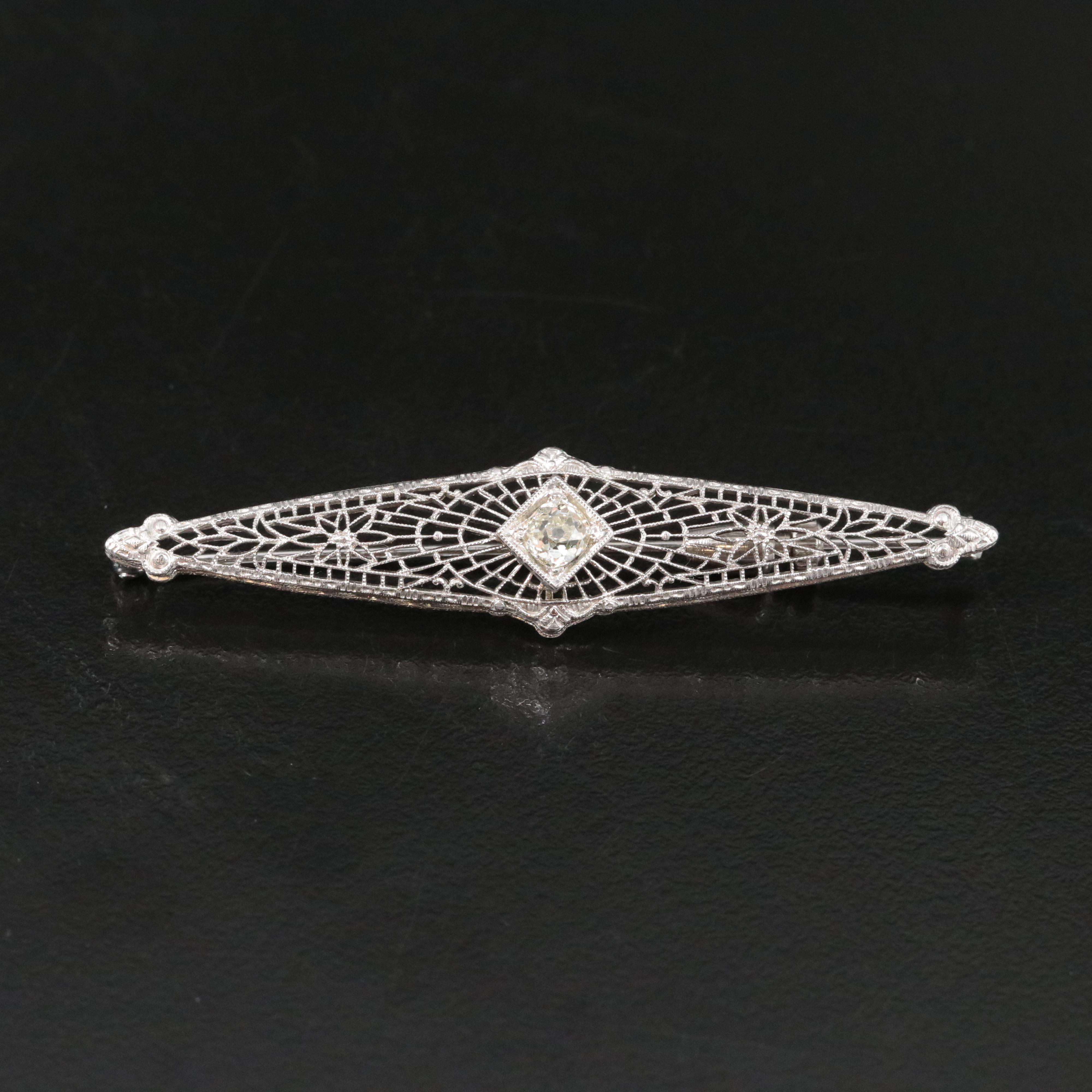 Antique Edwardian Kohn & Co. Inc. Platinum 0.48 CT Diamond Bar Brooch