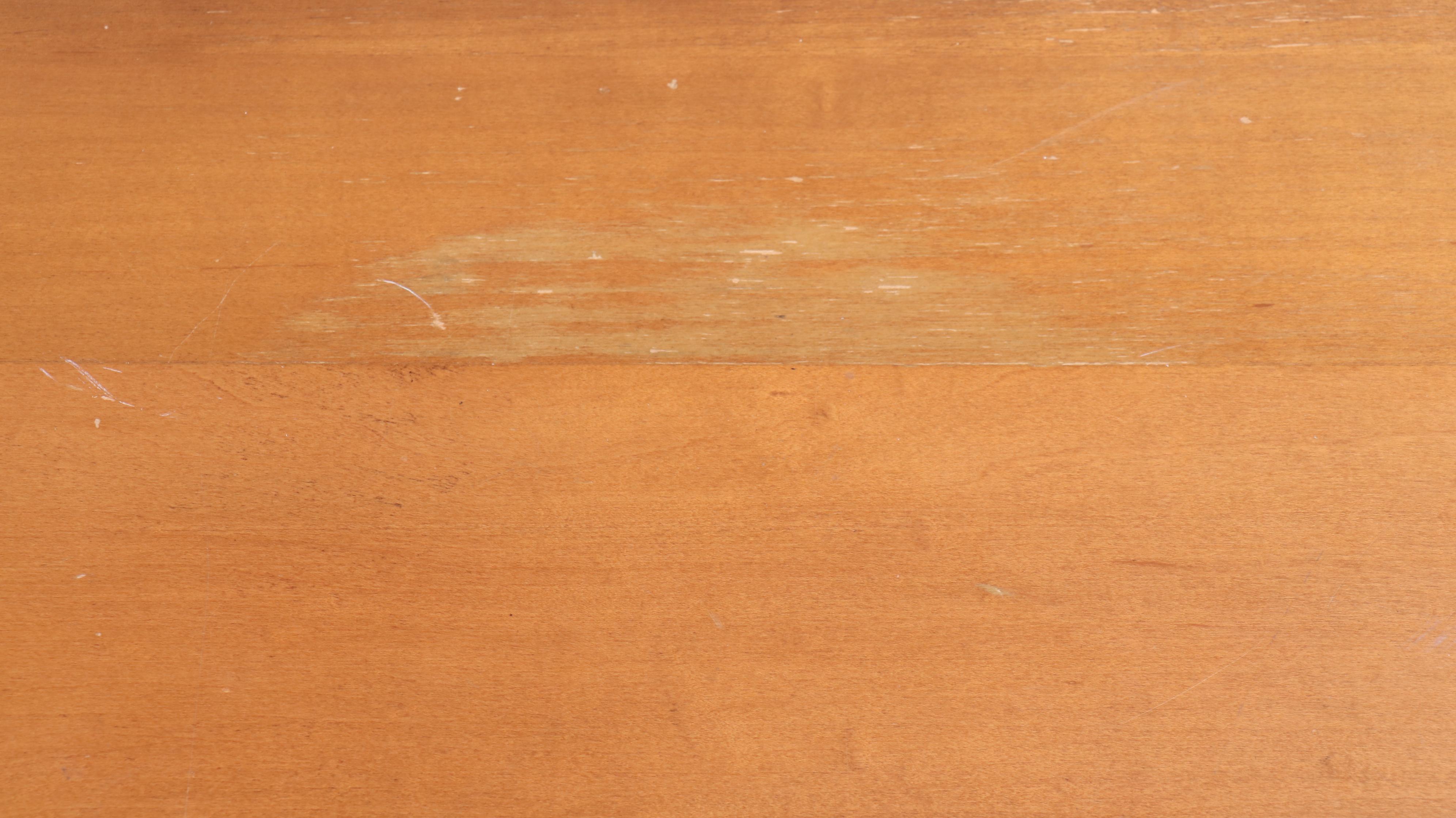 Lane Furniture Federal Style Cedar Lined Chest, Mid to Late 20th Century