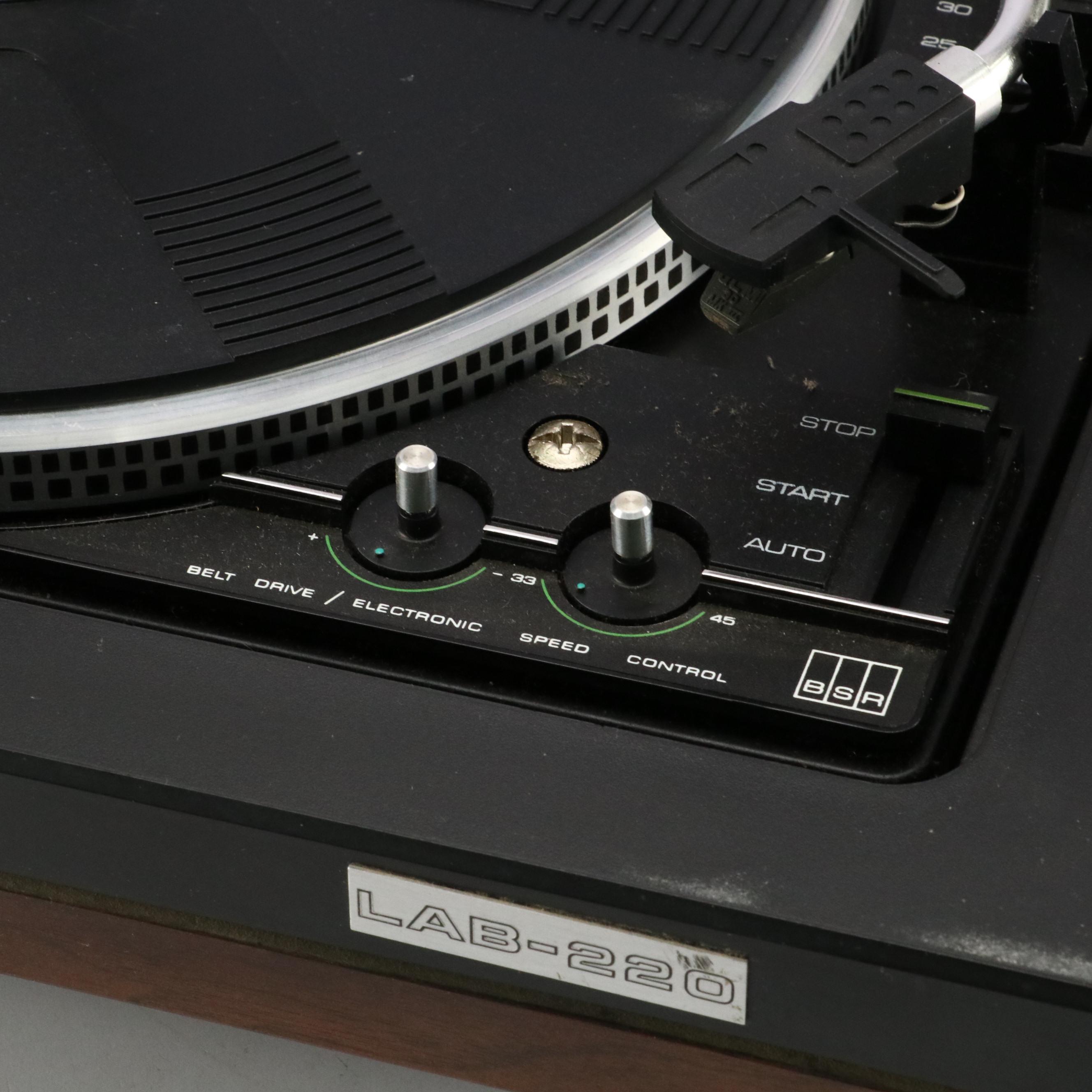 Radio Shack BSR LAB-220 Turntable Record Player, 1980s