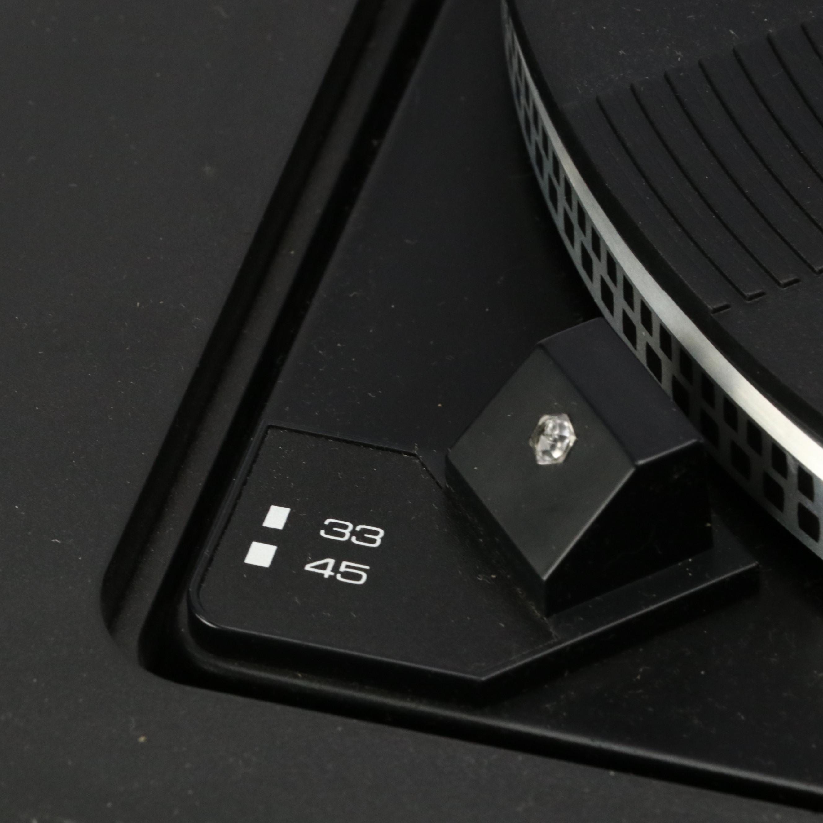 Radio Shack BSR LAB-220 Turntable Record Player, 1980s