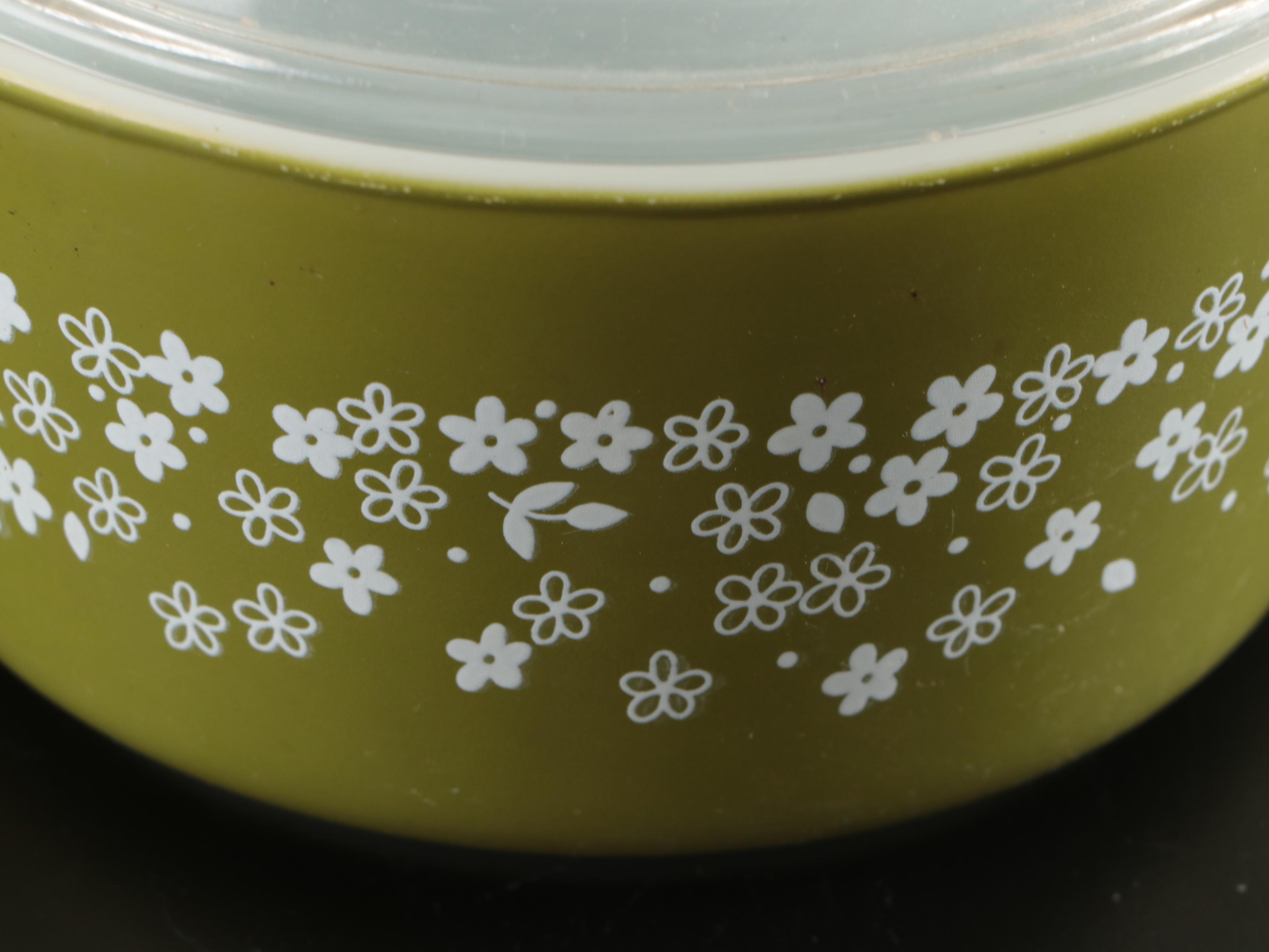 Pyrex "Crazy Daisy" Glass Bakeware, Late 20th C.