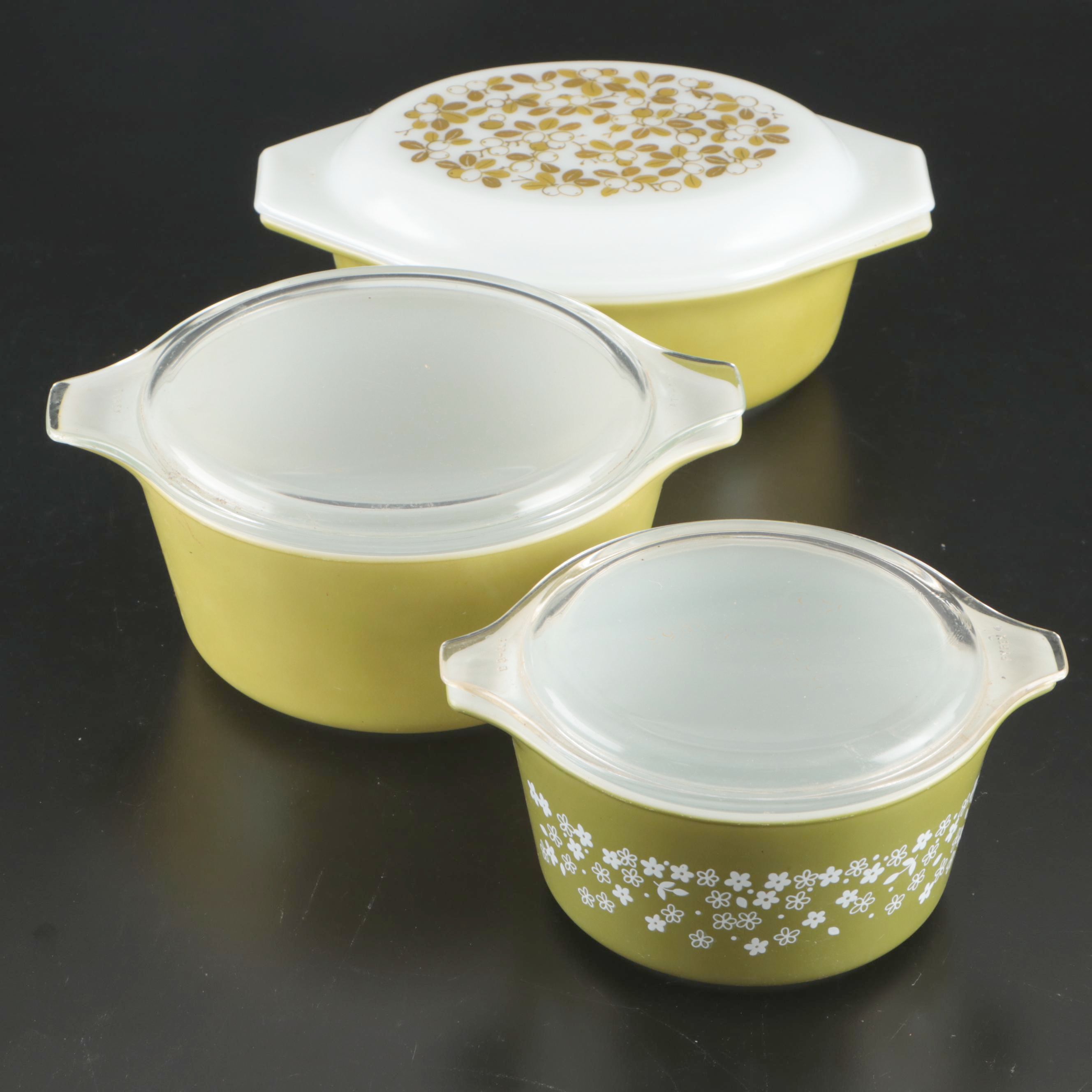 Pyrex "Crazy Daisy" Glass Bakeware, Late 20th C.