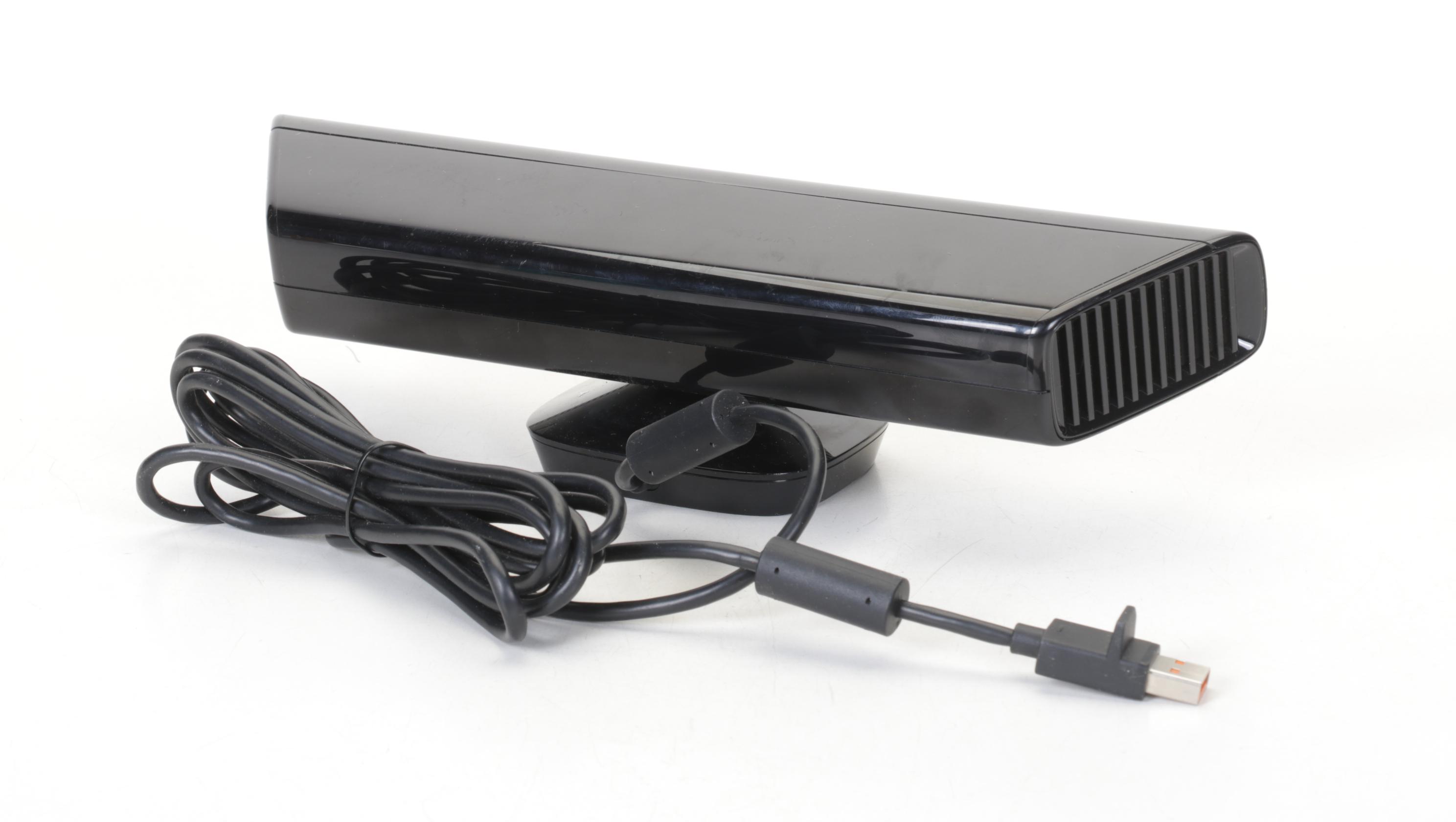 Xbox 360 Kinect Camera with Amazon Echo Dot