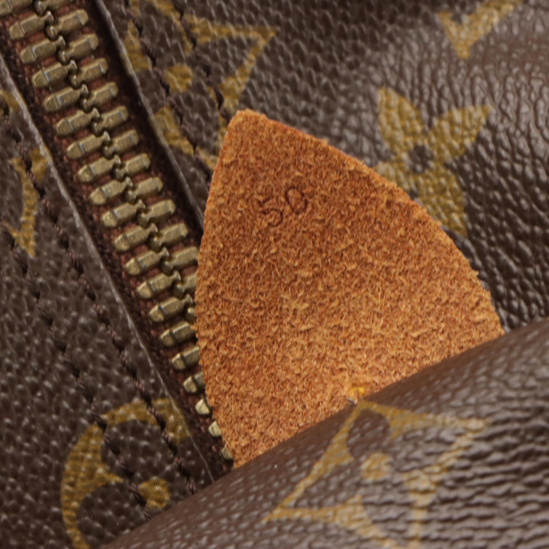 Louis Vuitton Keepall 50 Travel Bag in Monogram Canvas and Vachetta Leather