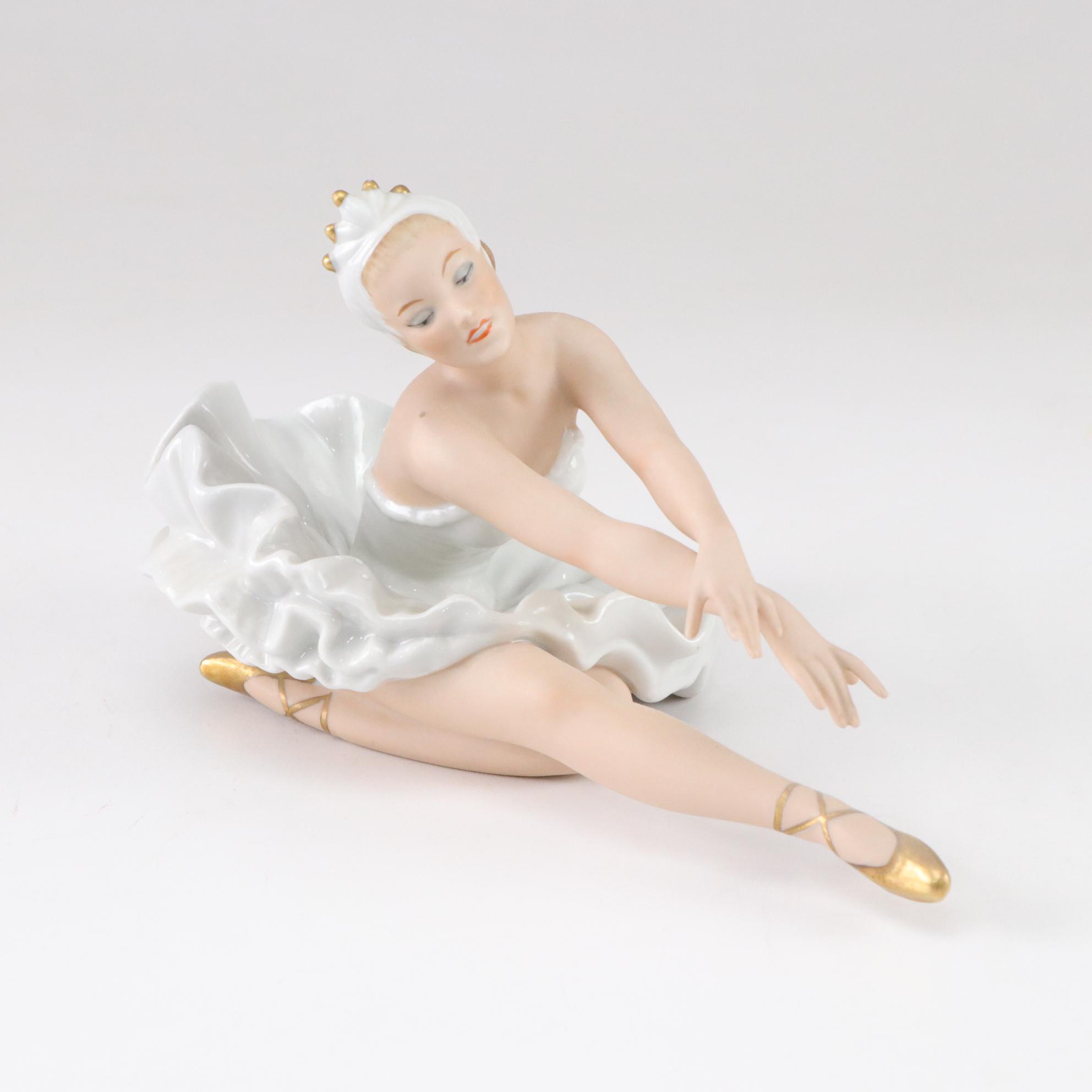 Ronald Van Ruyckevelt "Swan Lake" with Porcelain Ballerina Figurines & Music Box