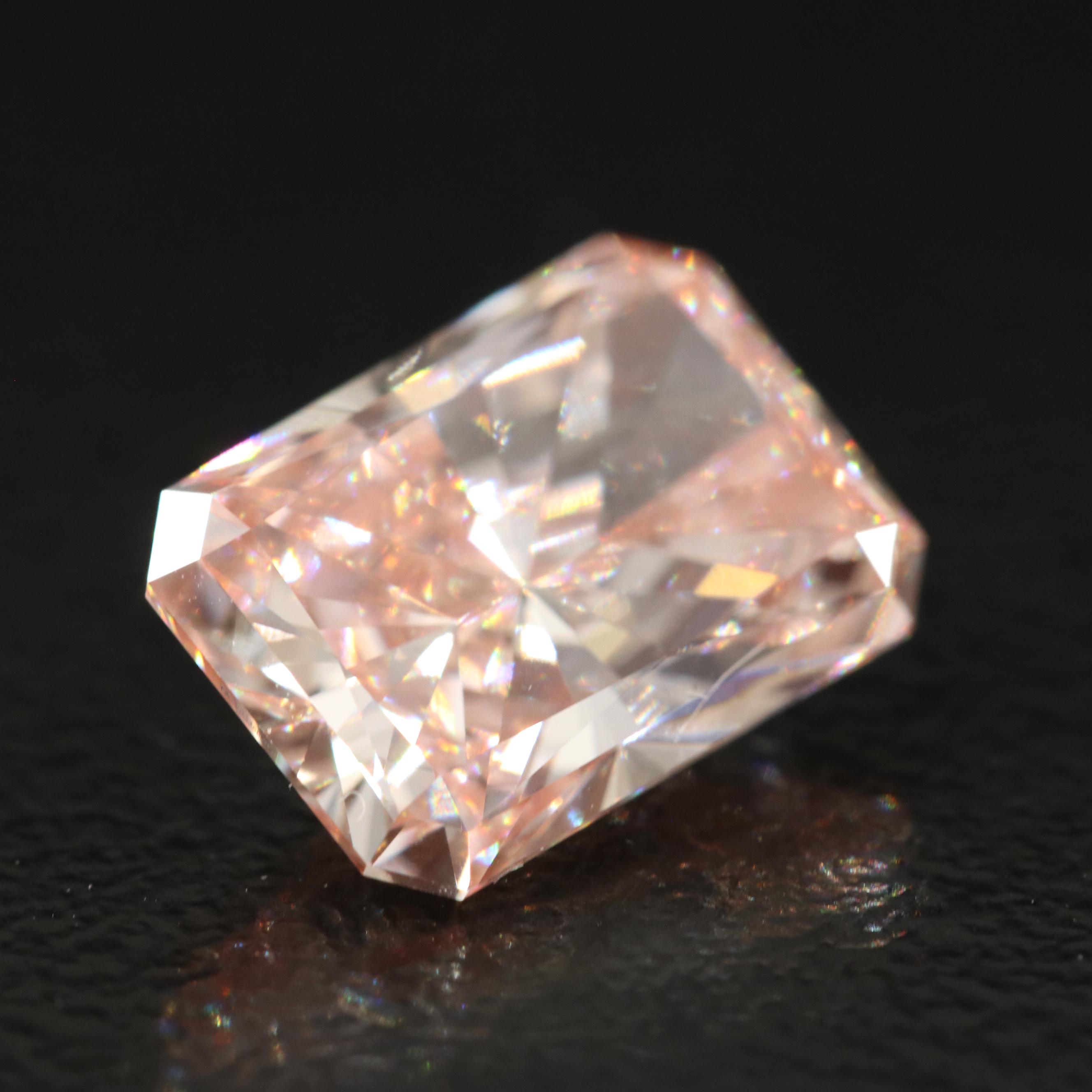 Loose 3.03 CT Lab Grown Fancy Pink Diamond with IGI Report