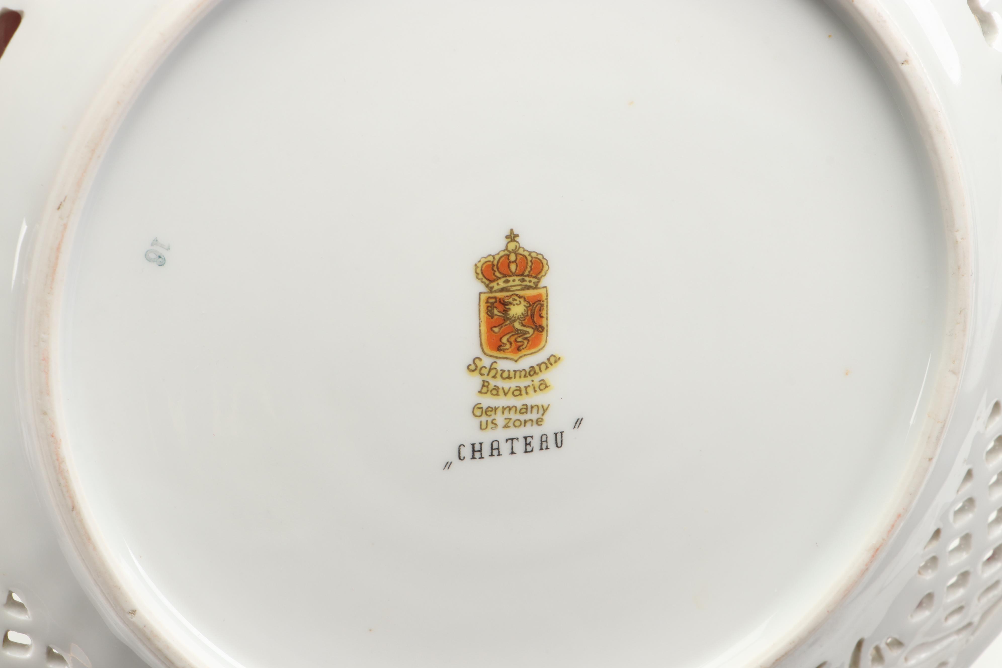 Rosenthal "Classic Gold" Porcelain Dinnerware with Schumann Cabinet Plate