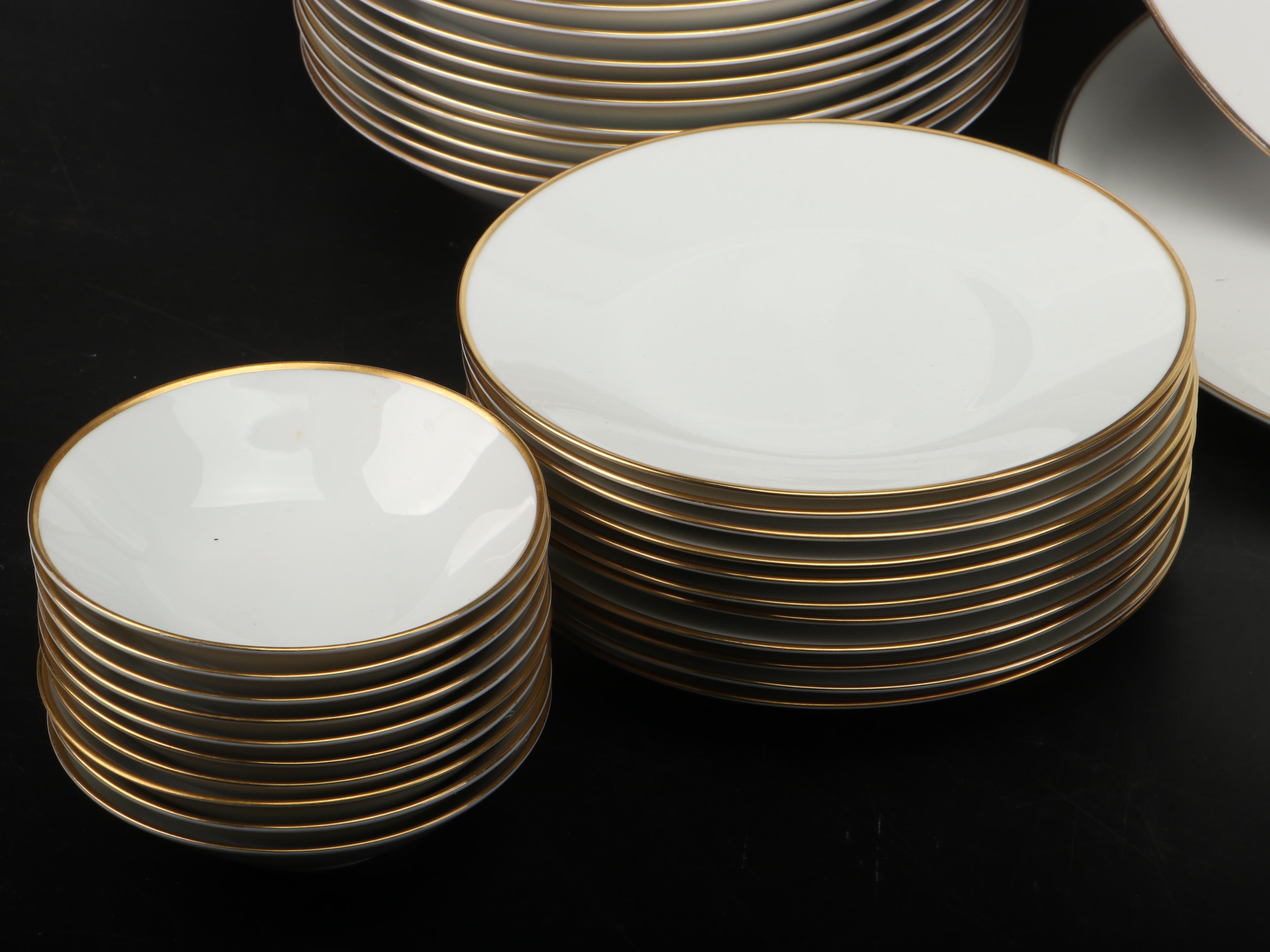 Rosenthal "Classic Gold" Porcelain Dinnerware with Schumann Cabinet Plate