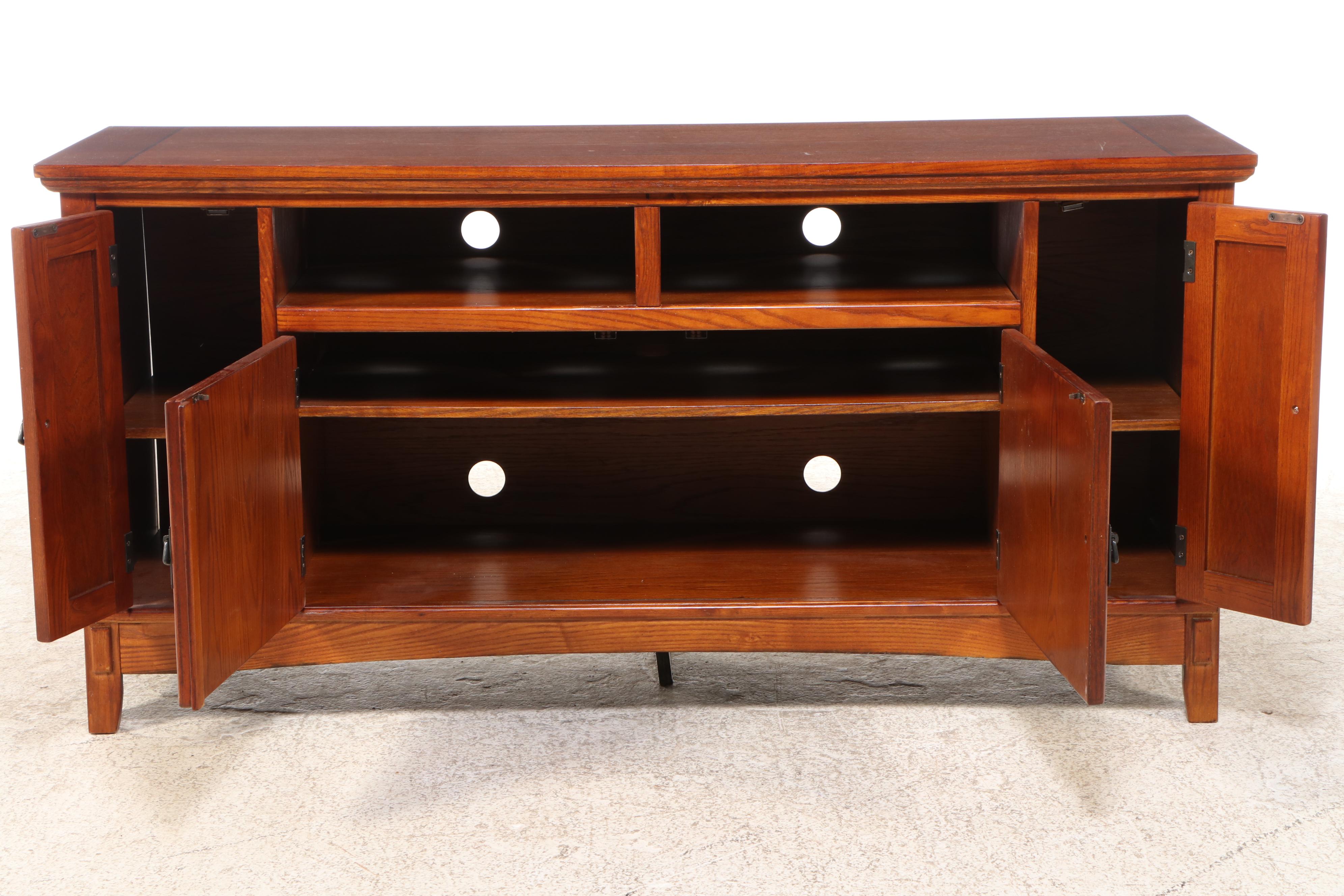 Craftsman Style Oak Finish Television Stand