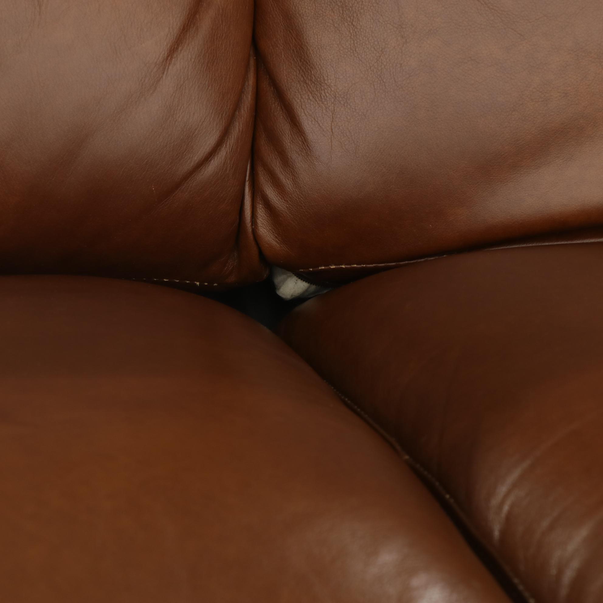 Robinson & Robinson Leather Upholstered Rolled Arm Loveseat