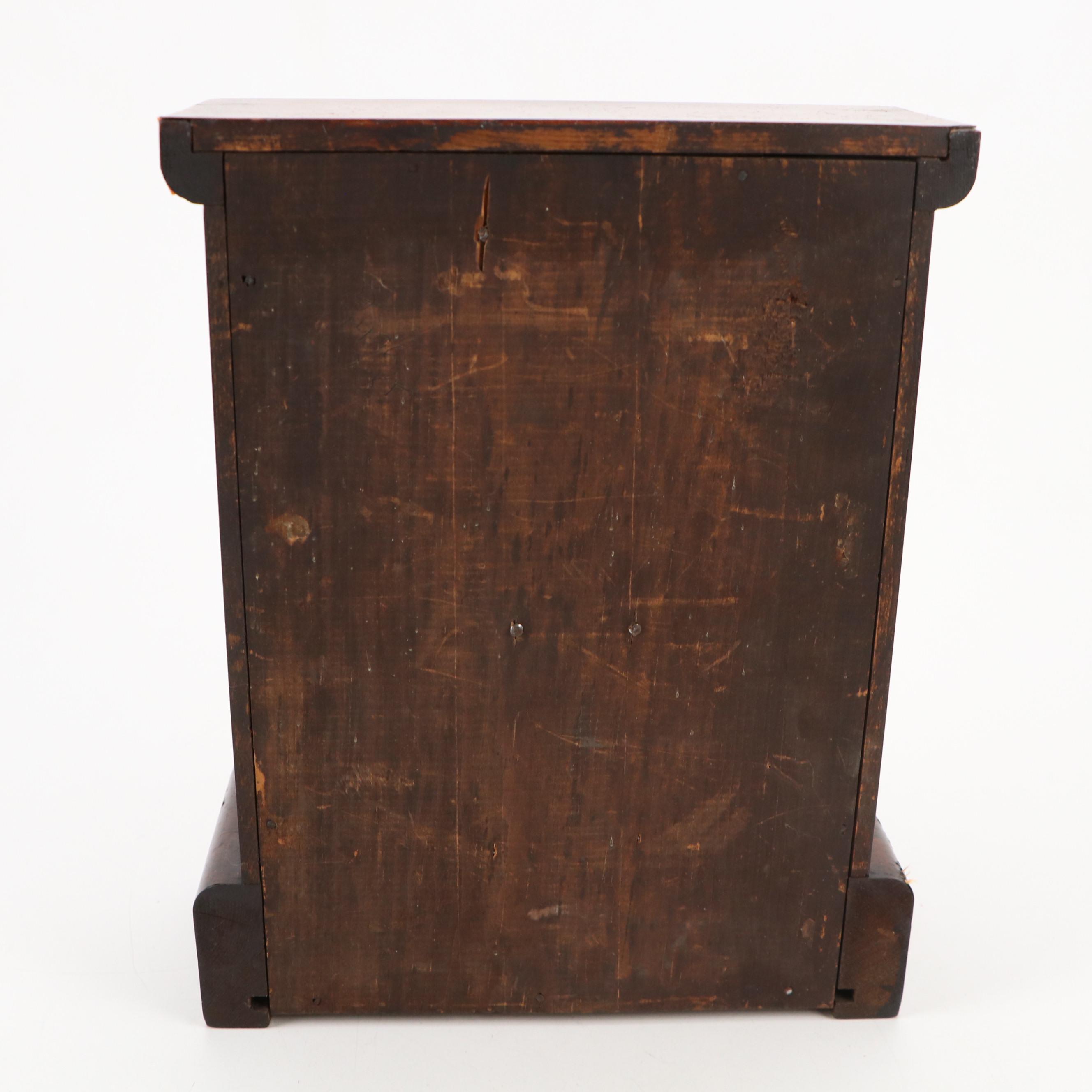 American Rosewood Veneer Cottage Mantel Clock, 19th Century | EBTH