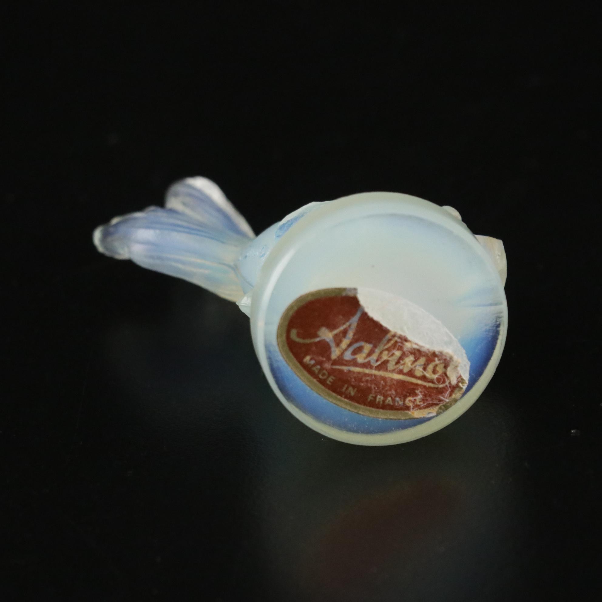 Sabino Opalescent Glass Fish Figurine