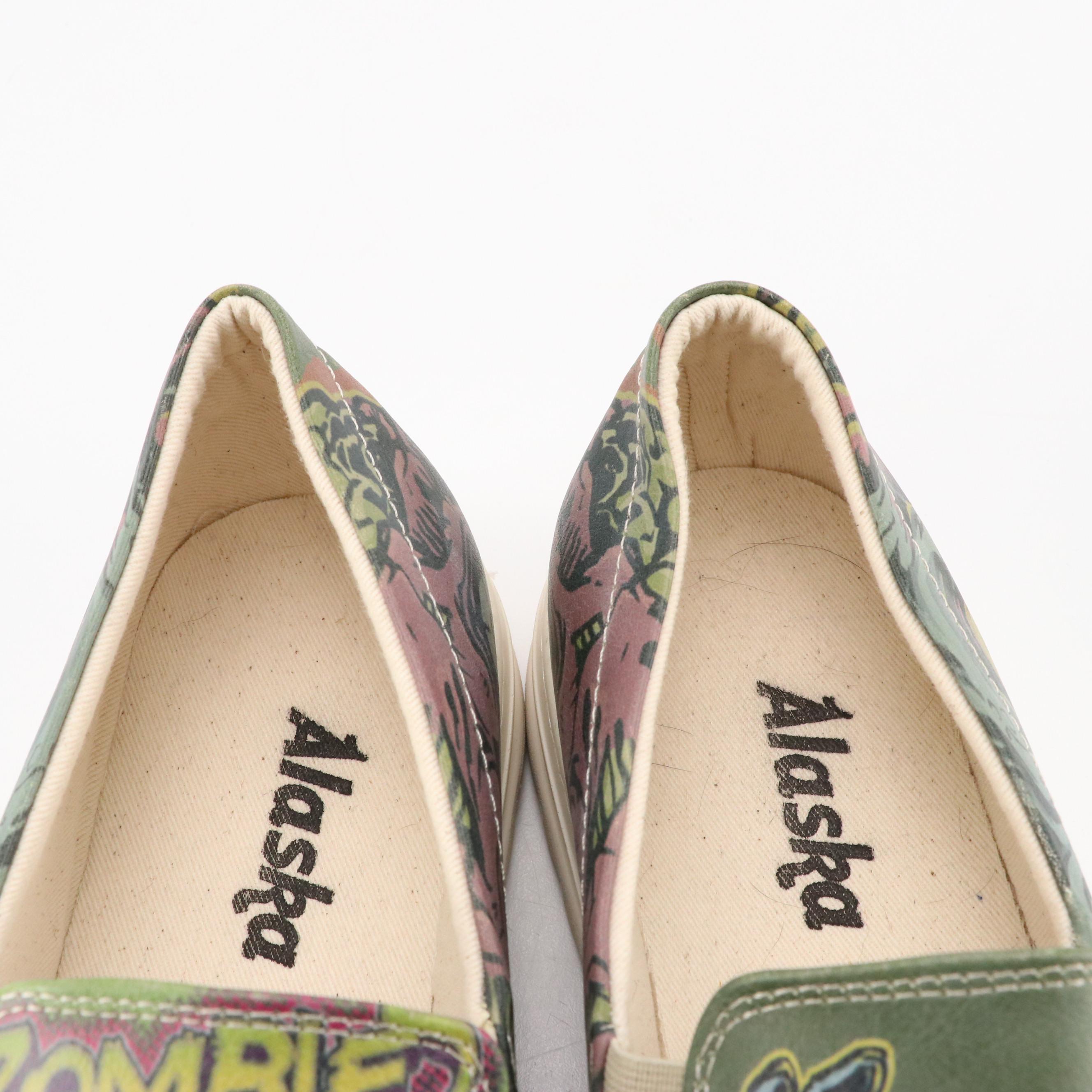 Nike x Olivia Kim "No Cover" Air Footscape Sneakers, Bearpaw Alyssa Boots & More