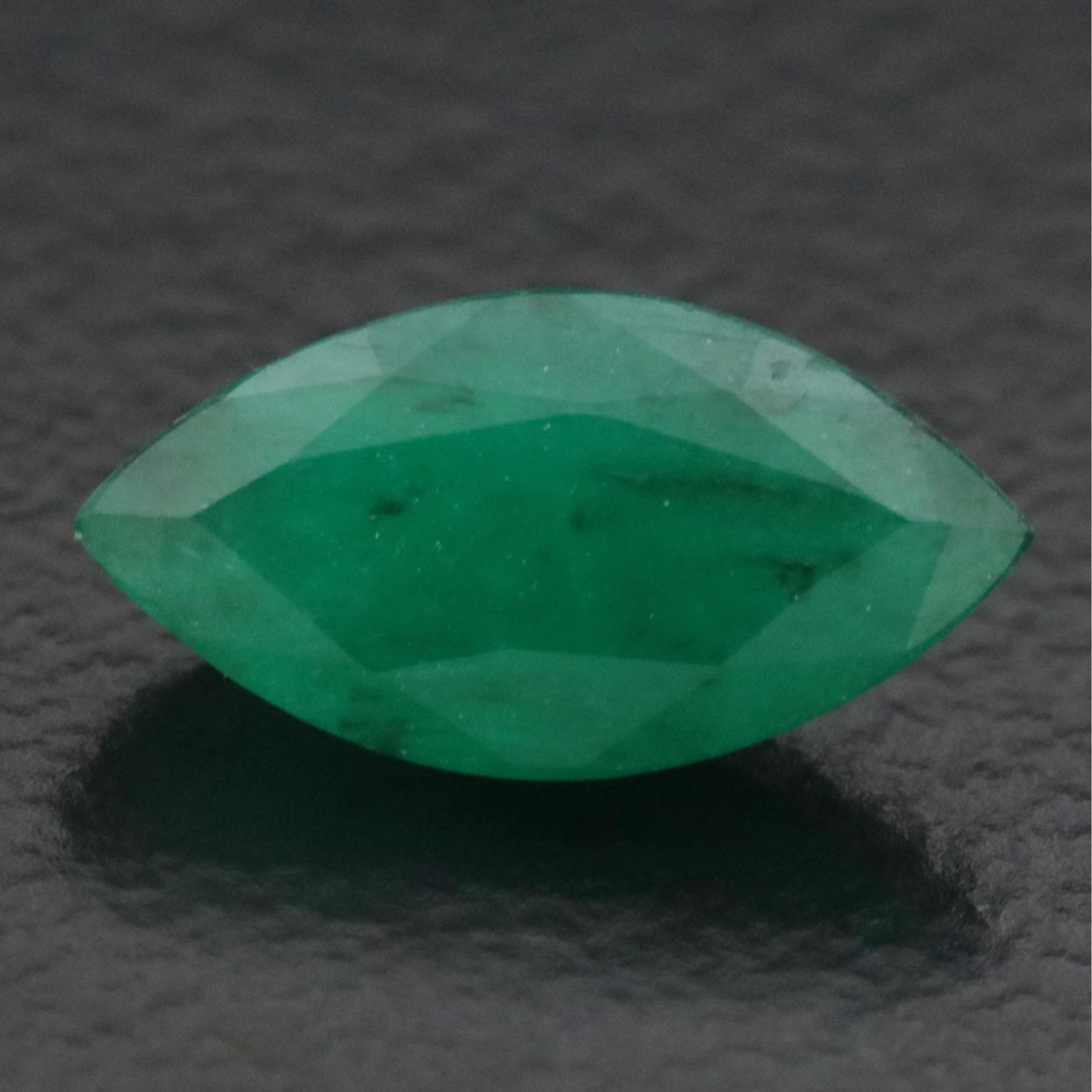 Loose 1.06 CT Emerald with IGI Report