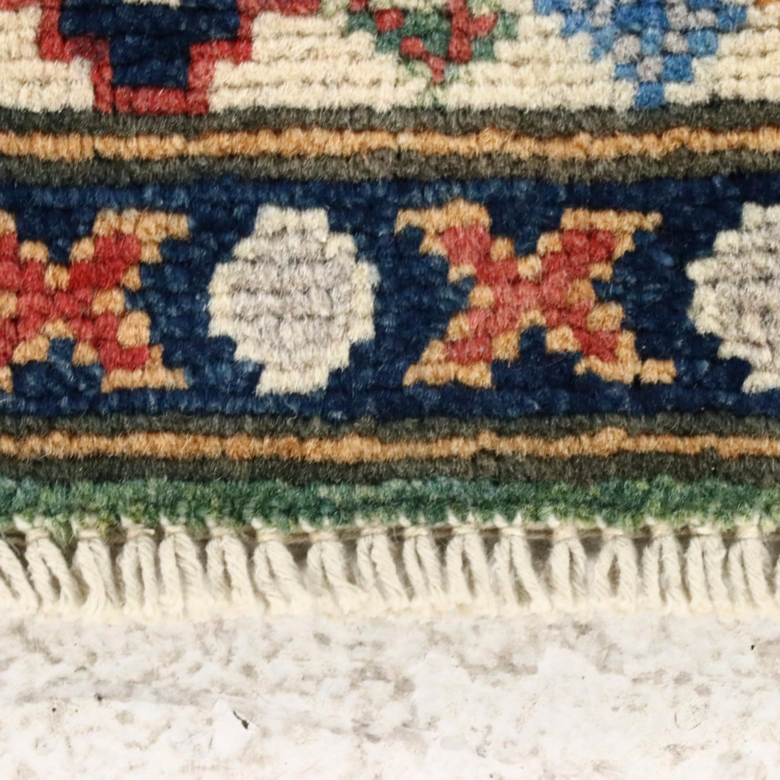 2'8 x 4'2 Hand-Knotted Pakistani Kazak Accent Rug