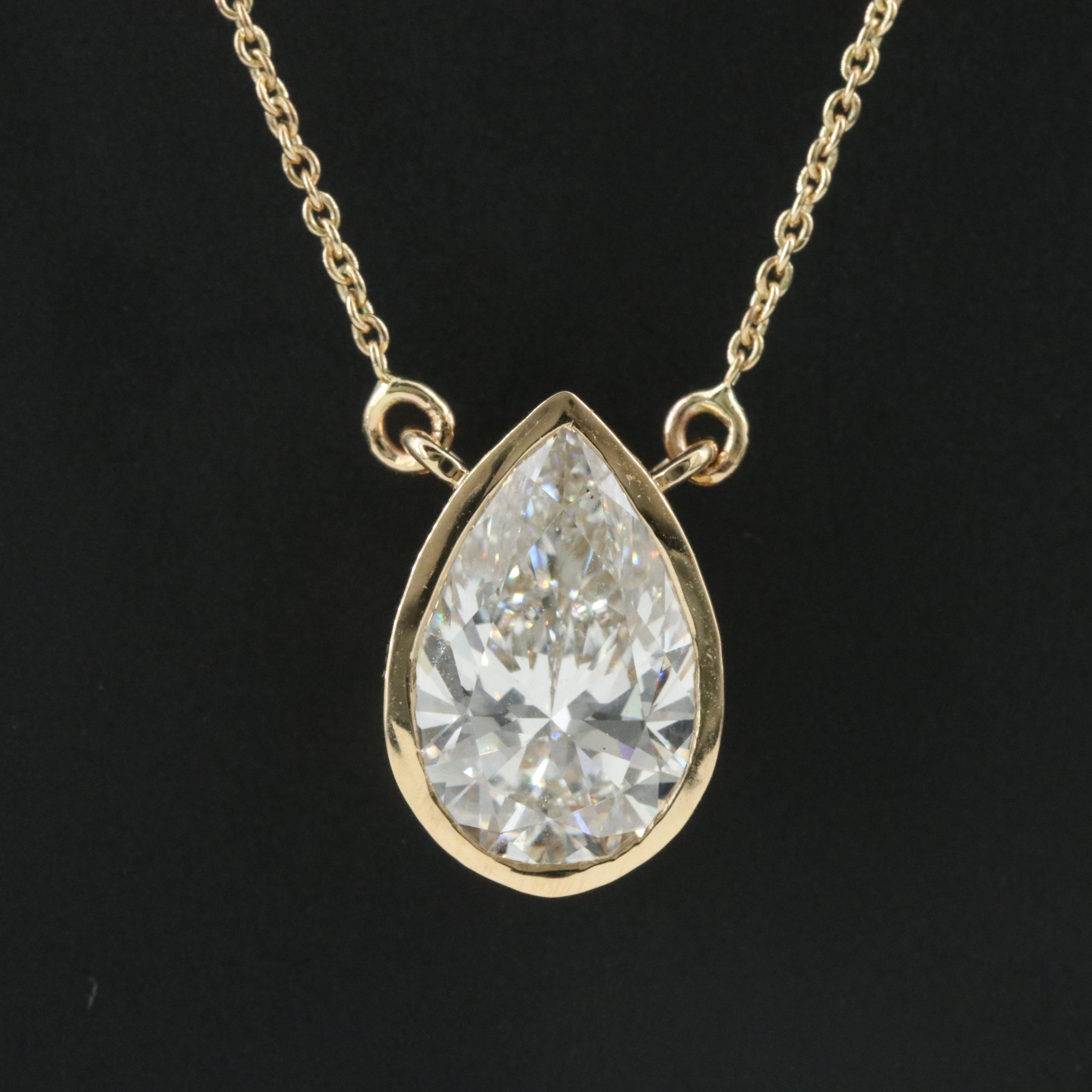 18K 3.02 CT Lab Grown Diamond Solitaire Pendant Necklace with IGI Report