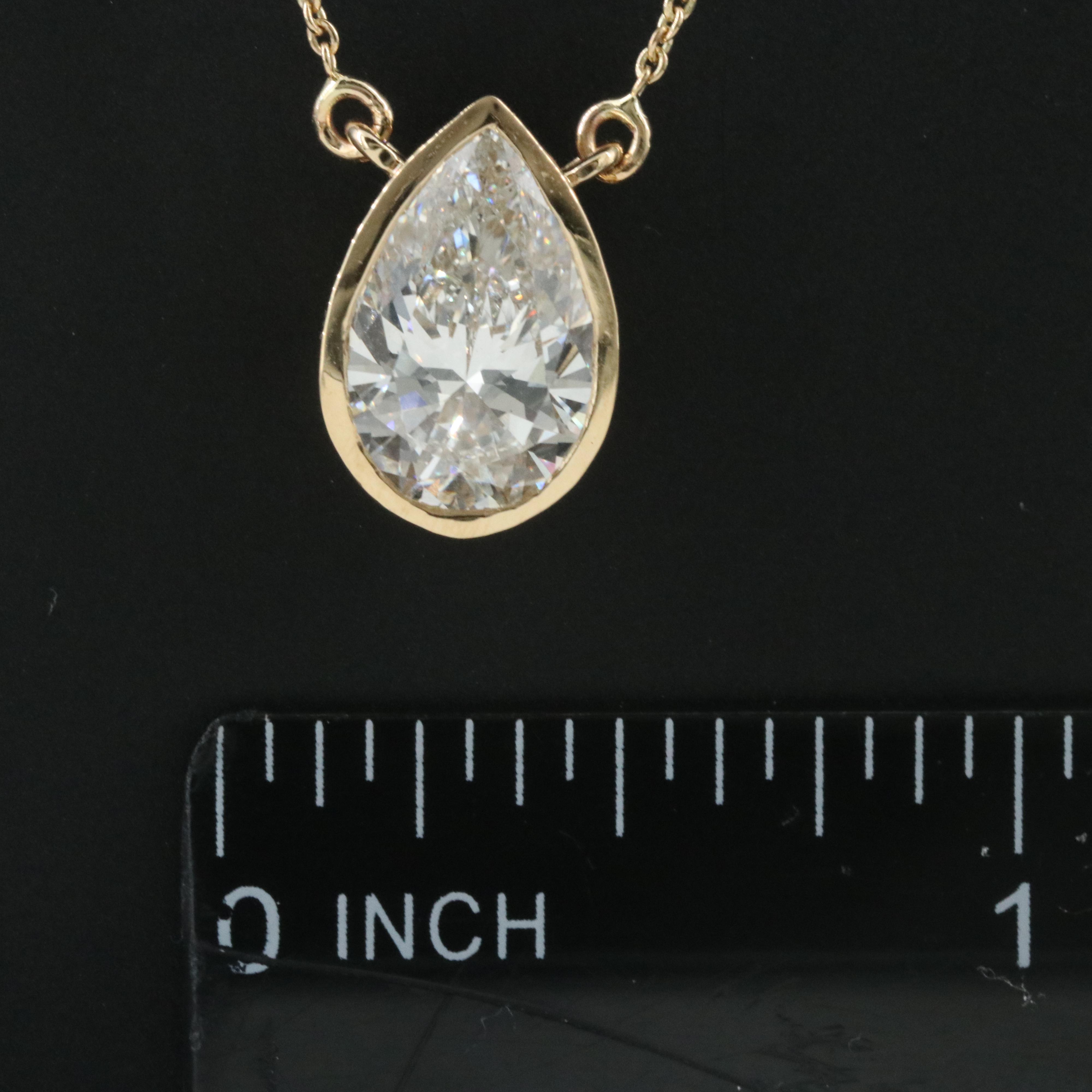 18K 3.02 CT Lab Grown Diamond Solitaire Pendant Necklace with IGI Report