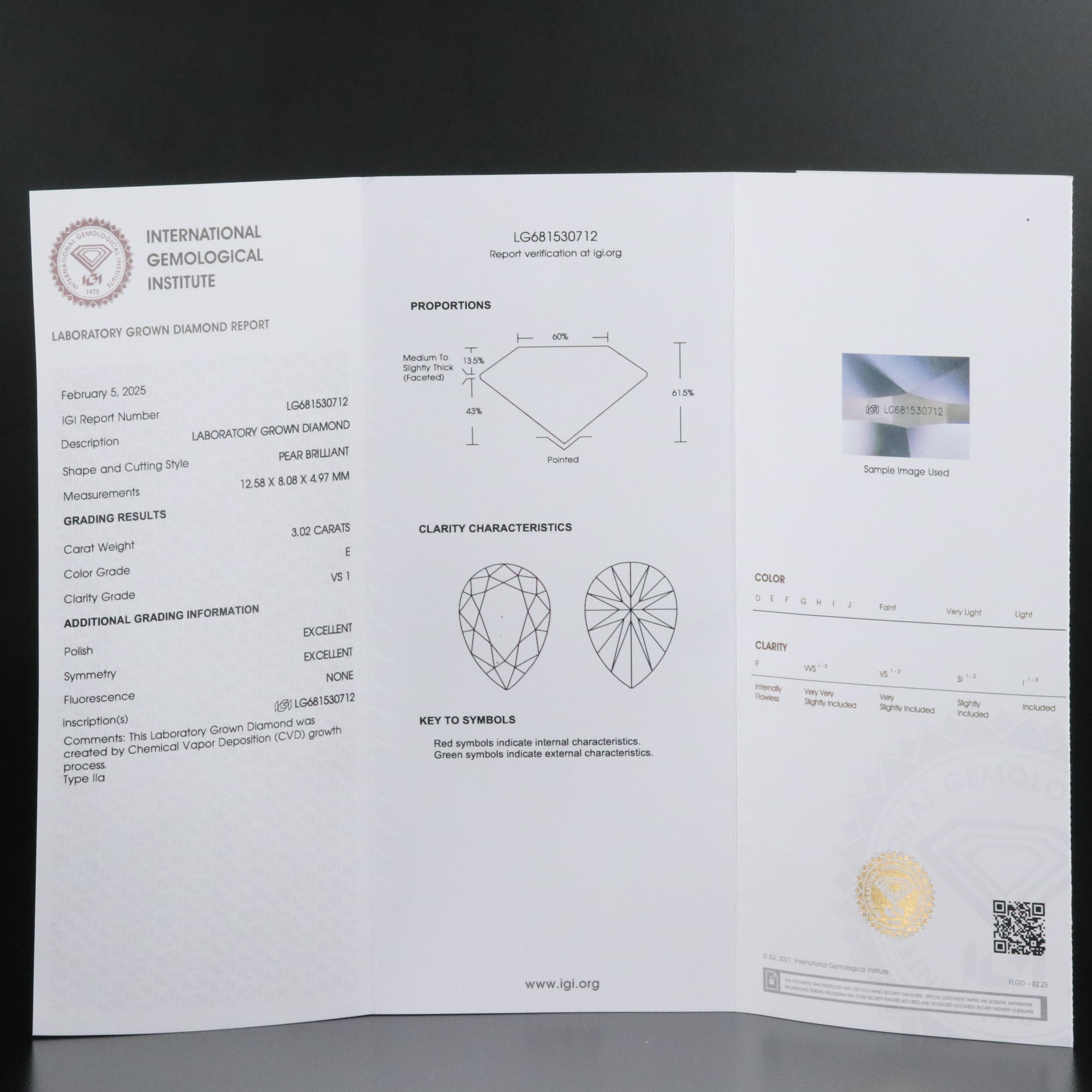 18K 3.02 CT Lab Grown Diamond Solitaire Pendant Necklace with IGI Report