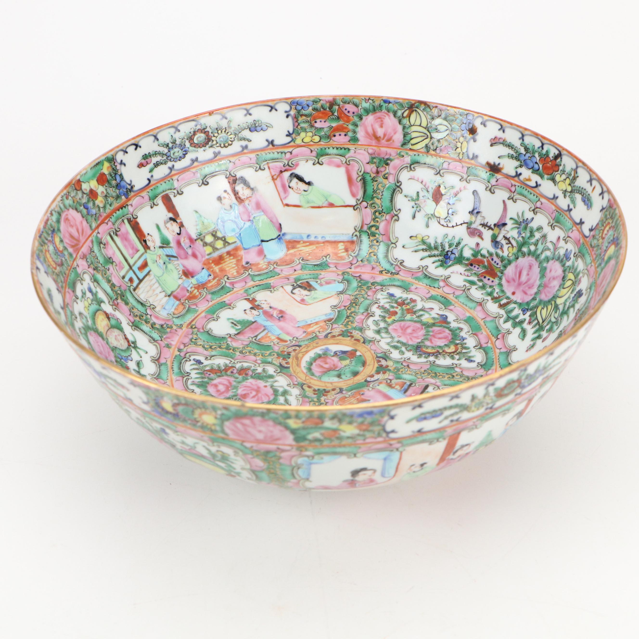 Chinese Rose Medallion Porcelain Serving Bowls