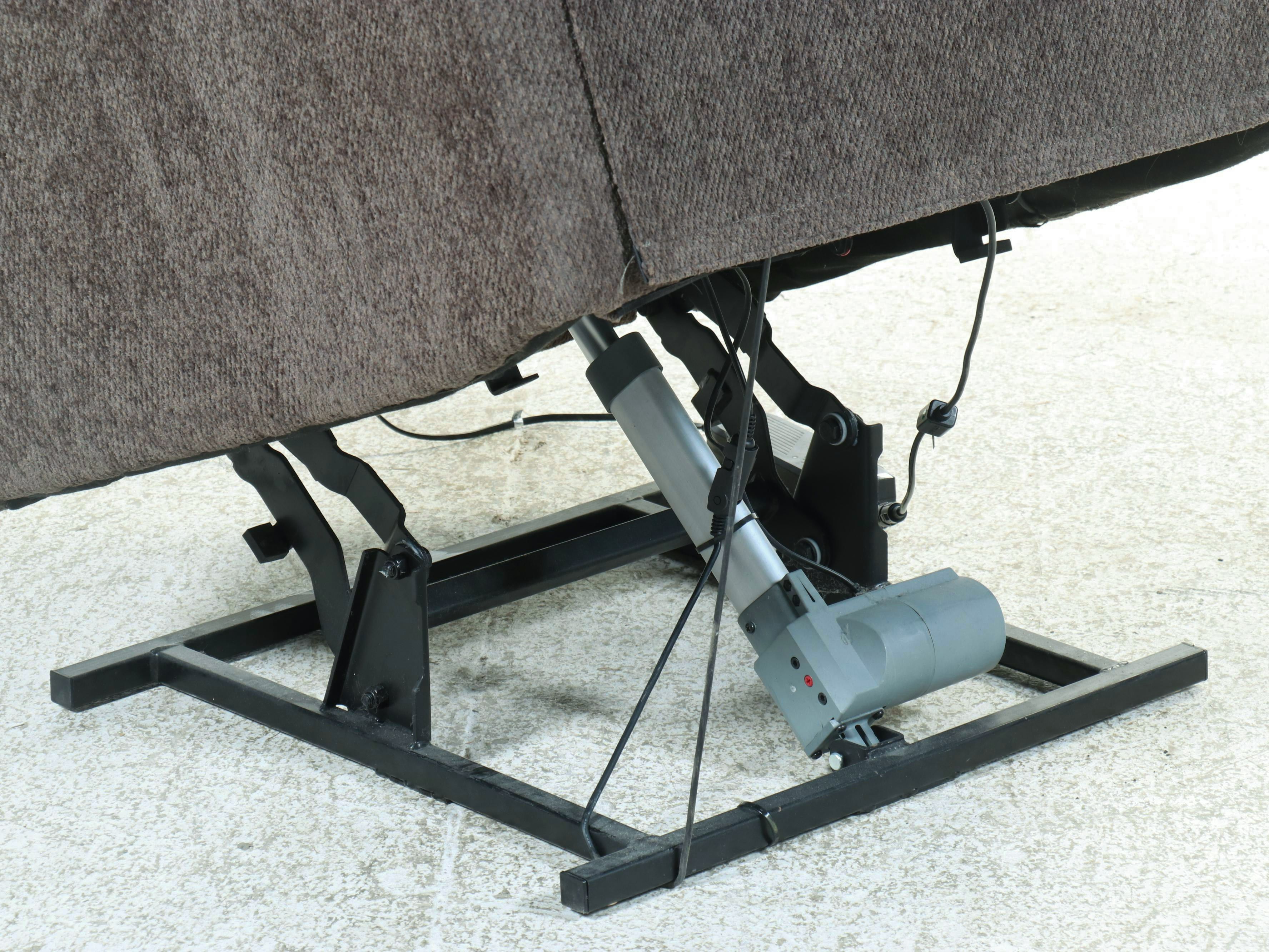 Overstuffed Upholstered Reclining Lift Chair